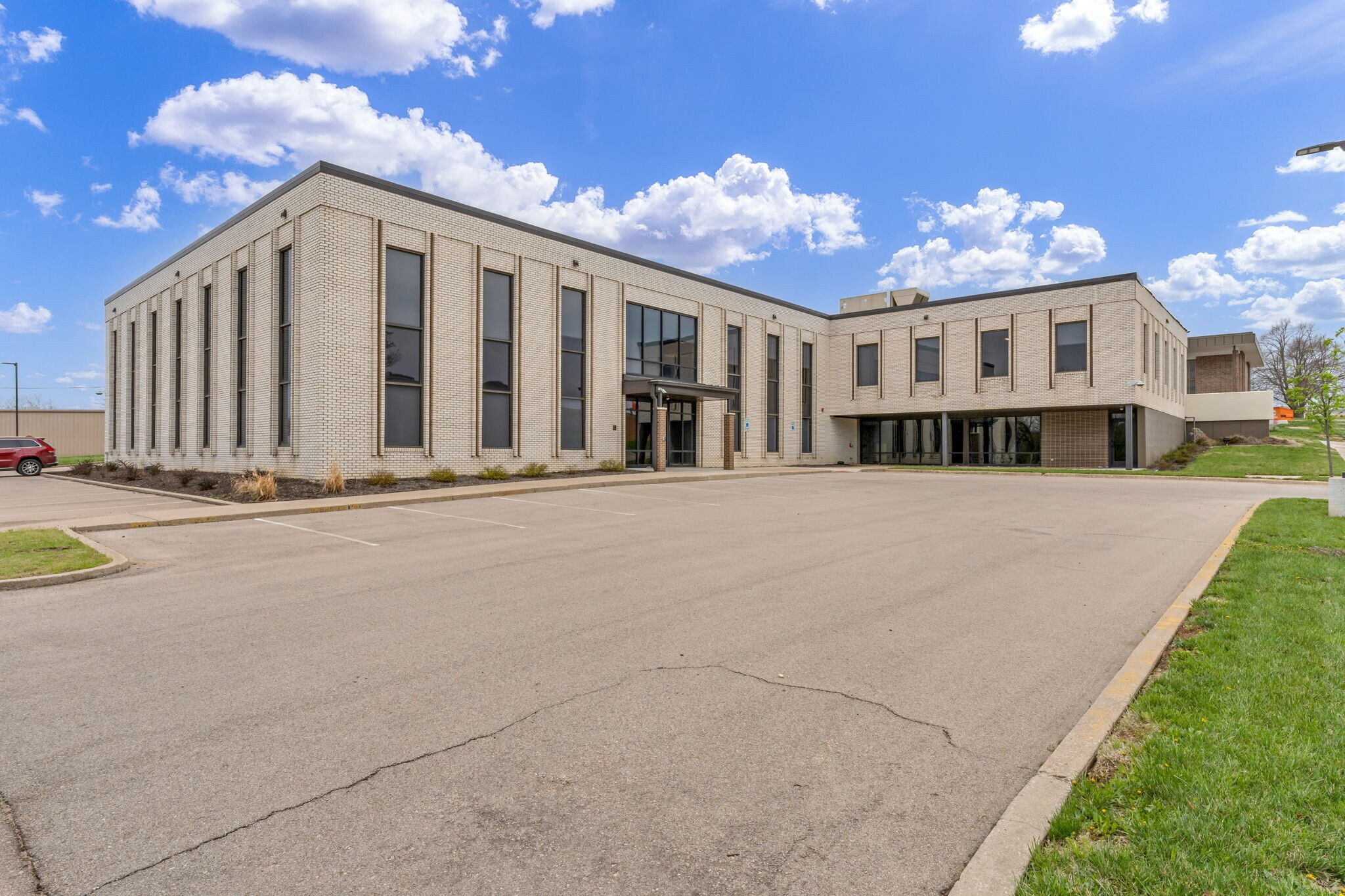 3400 SW Van Buren St, Topeka, KS for Sale