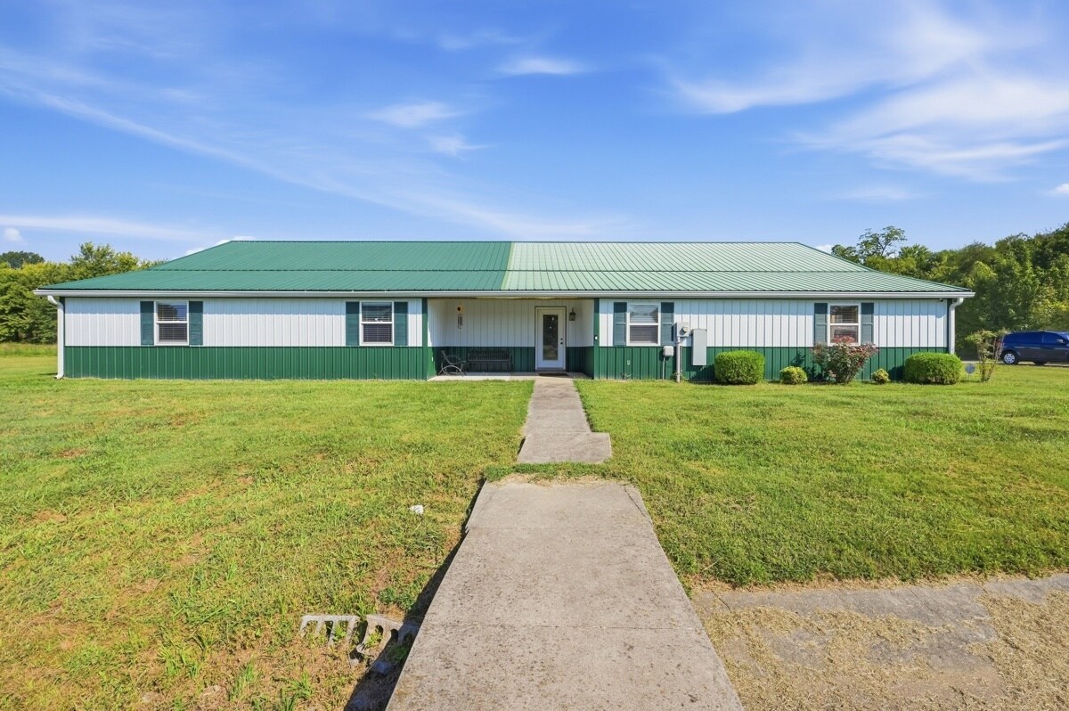 4650 Highway 52, Loretto, KY for Sale