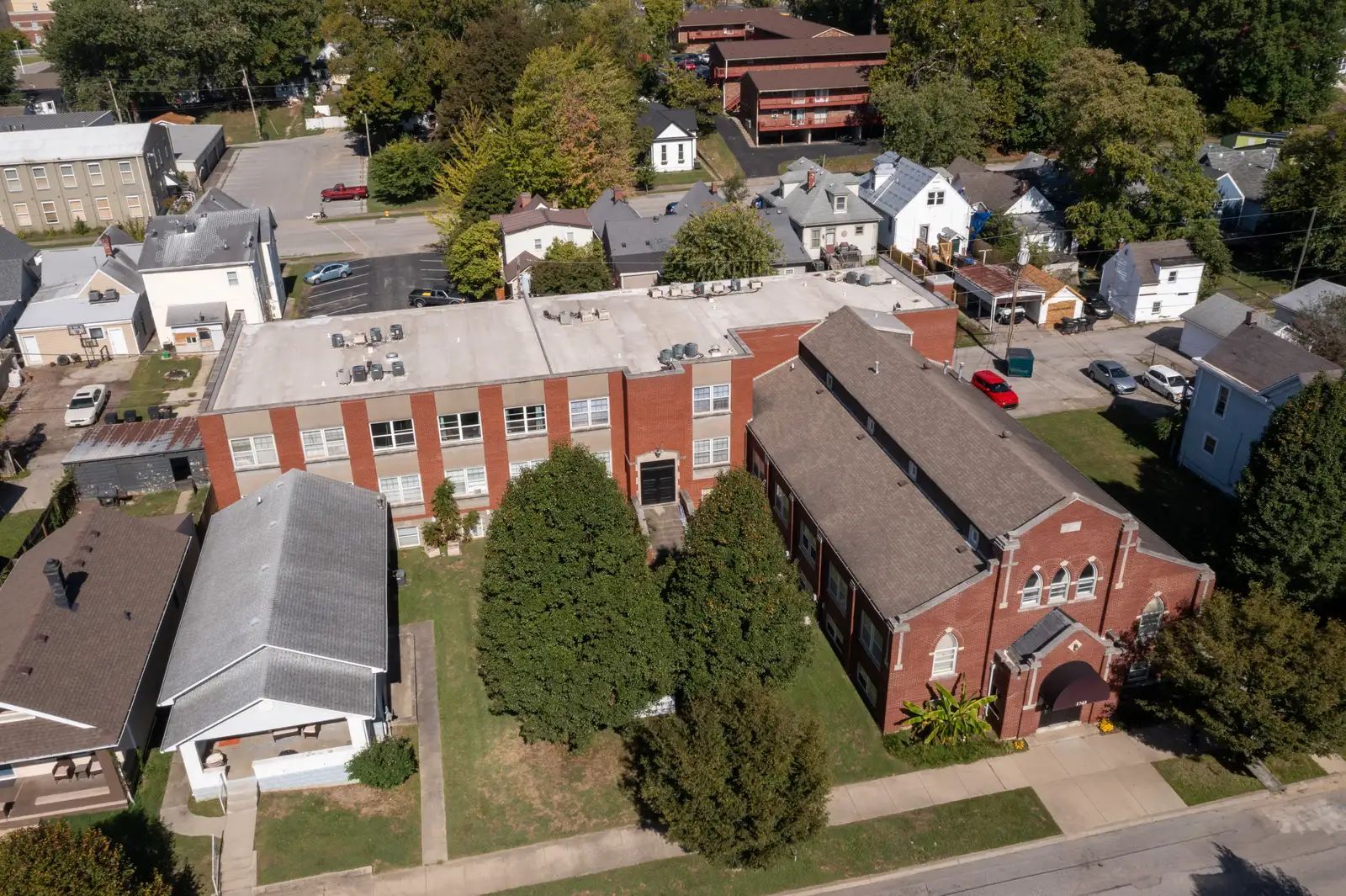 1737 Culbertson Ave, New Albany, IN for Sale