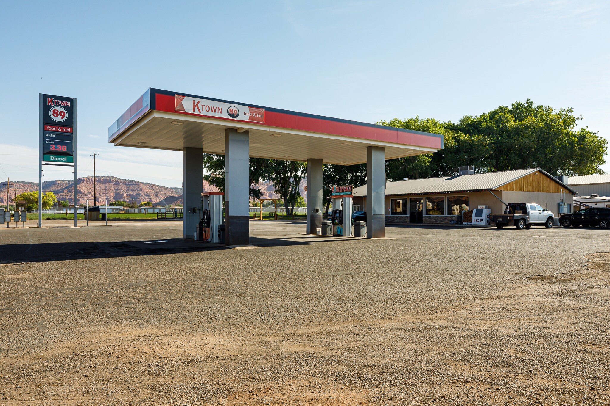 1055 S Highway 89a, Kanab, UT for Sale