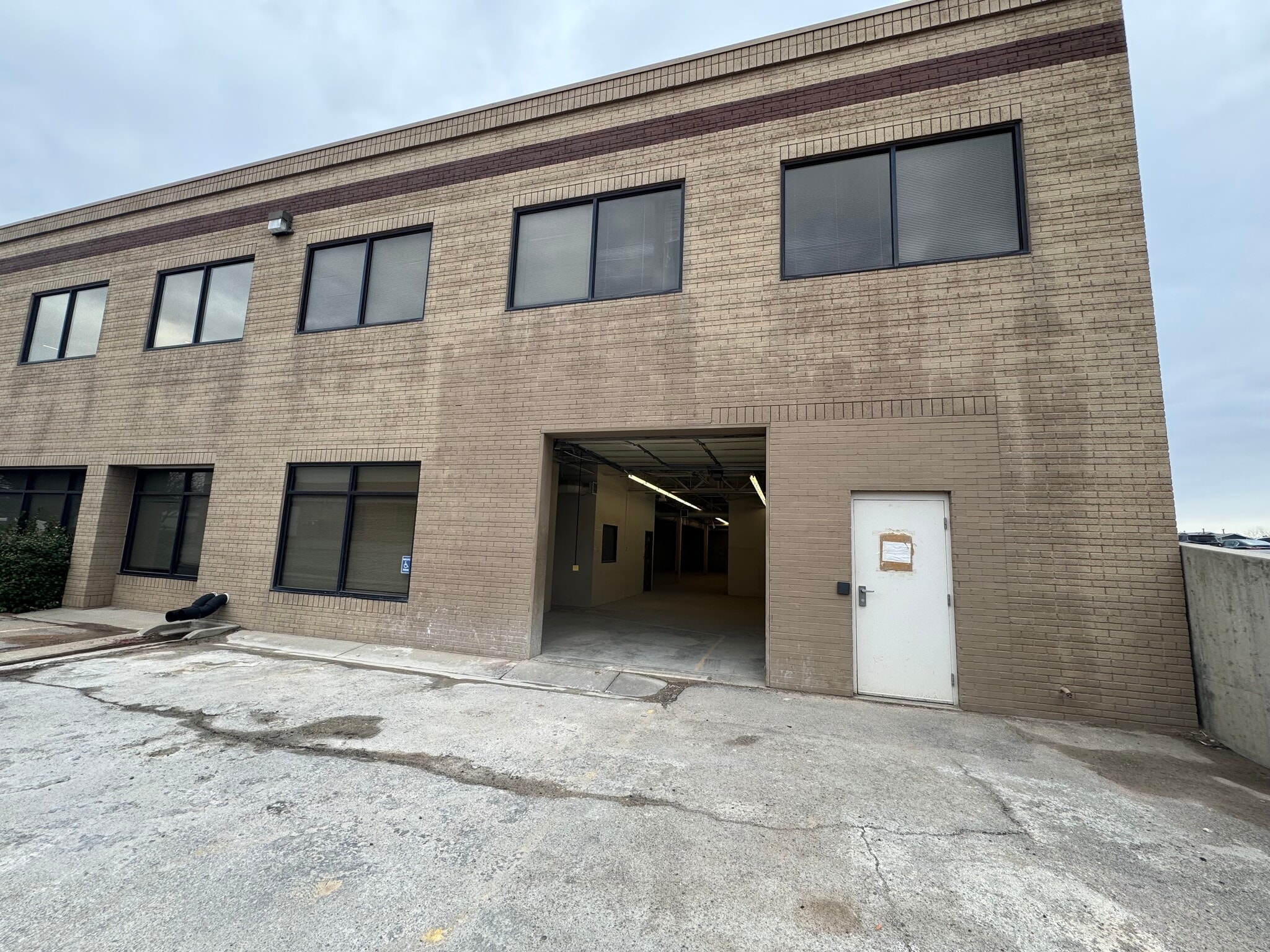 6949 S High Tech Dr, Midvale, UT for Rent