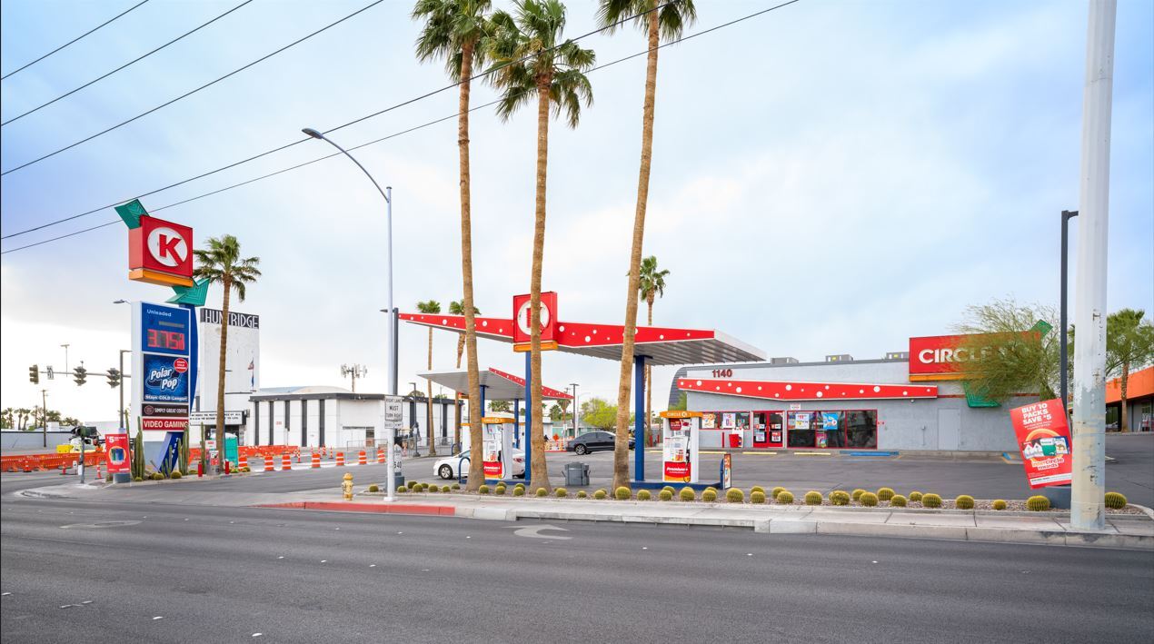 1140 E Charleston Blvd, Las Vegas, NV for Sale