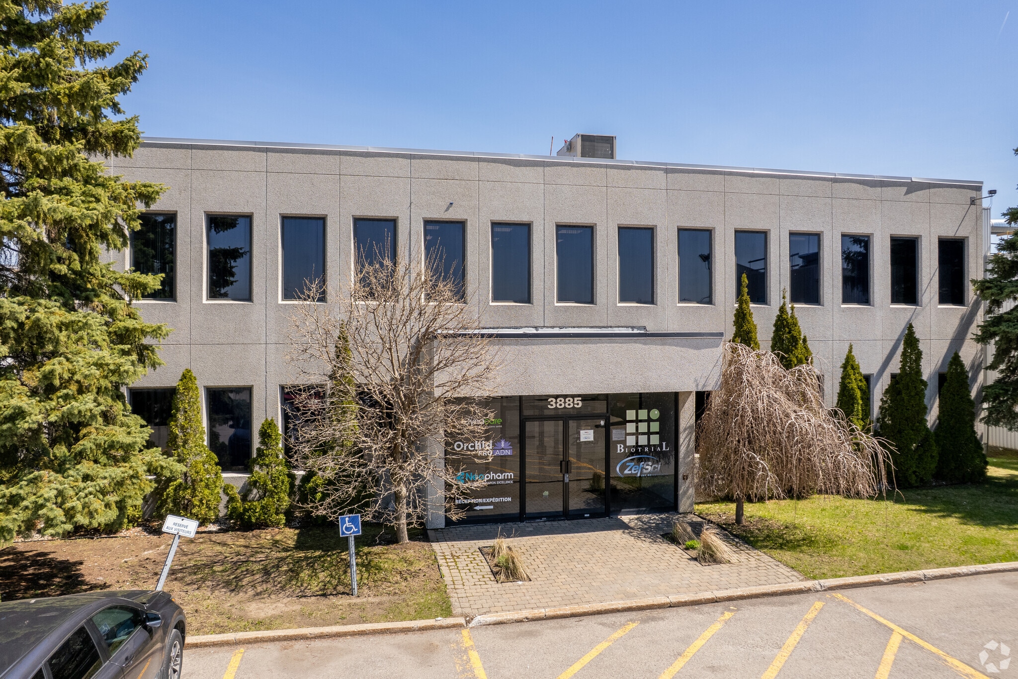 3885 Boul Industriel, Laval, QC for Rent