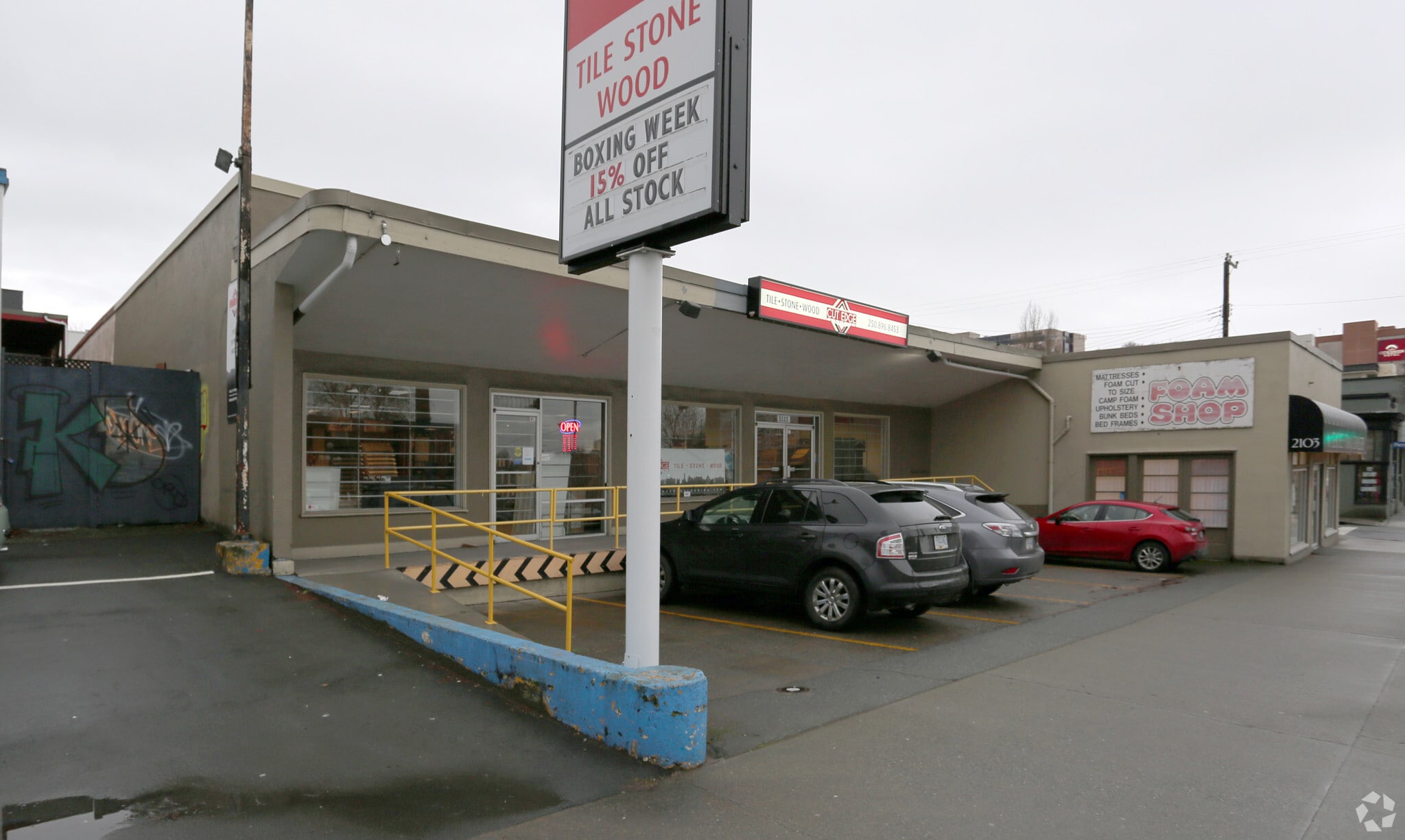 2103-2111 Douglas St, Victoria, BC for Rent