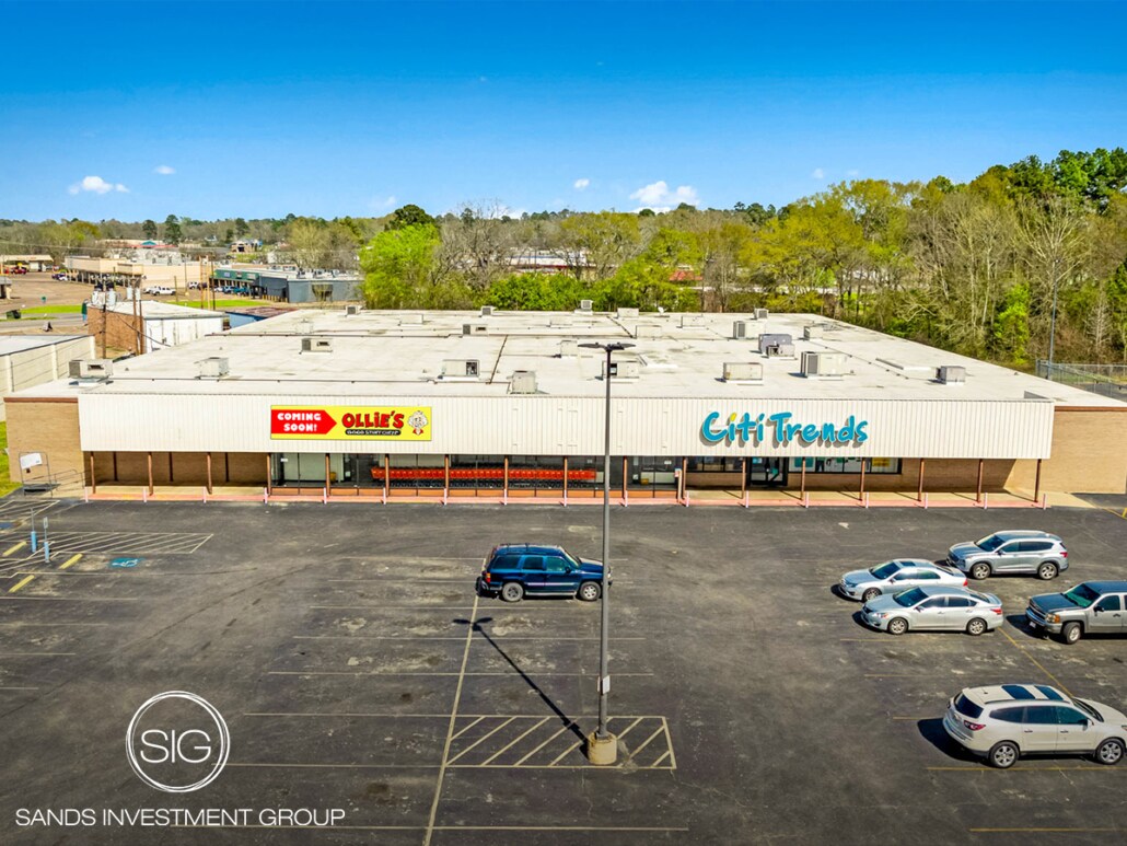 809 S Timberland Dr, Lufkin, TX for Sale