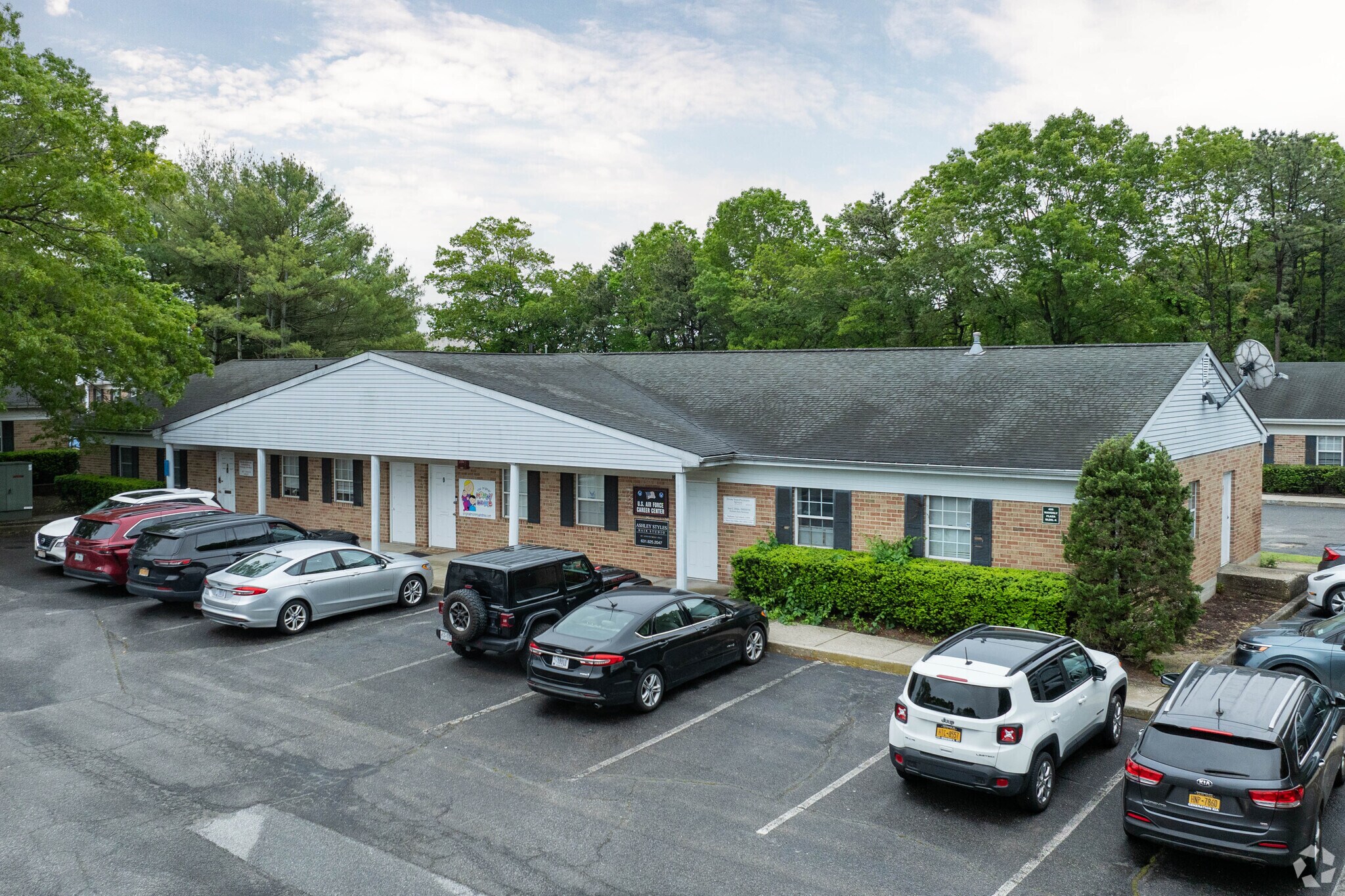 440-450 Waverly Ave, Patchogue, NY for Rent