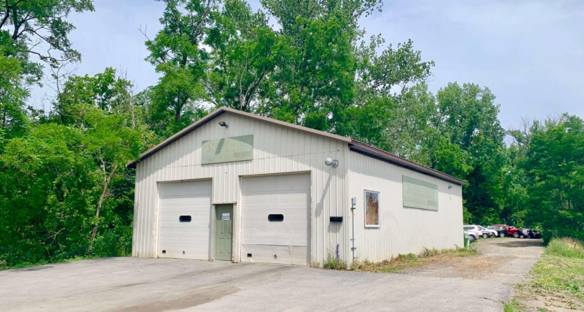 4947 Commercial Dr, Yorkville, NY for Rent