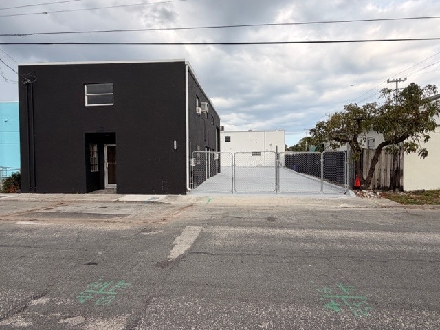 1200 Clare Ave, West Palm Beach, FL for Sale