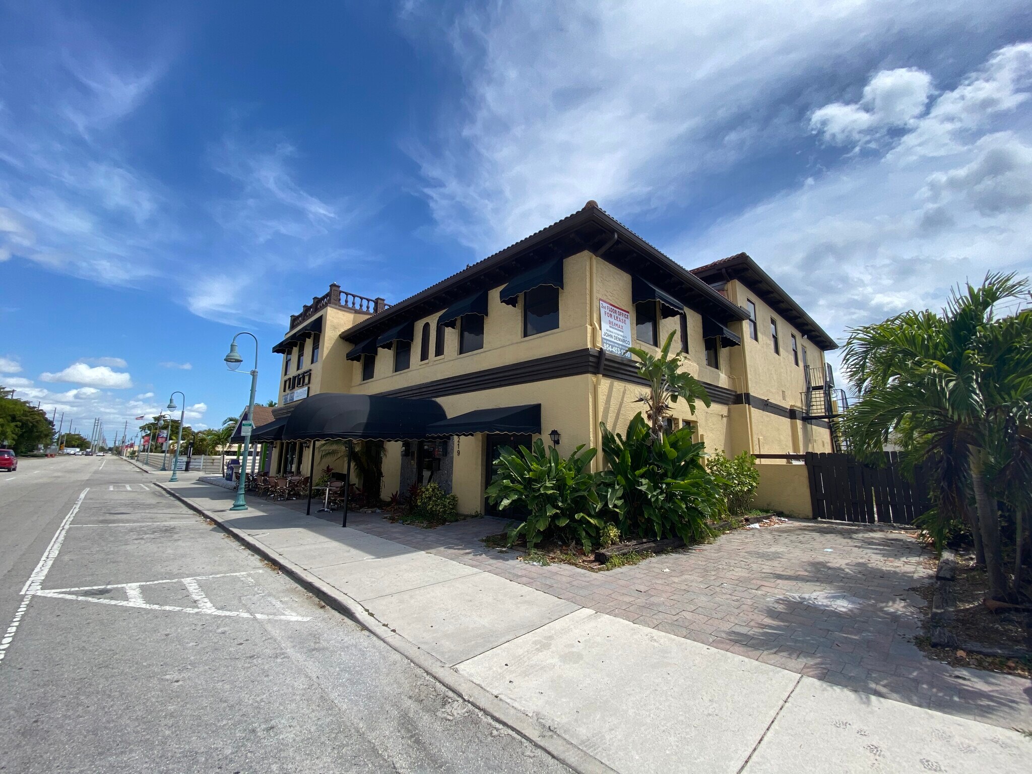 219 N 21st Ave, Hollywood, FL for Sale
