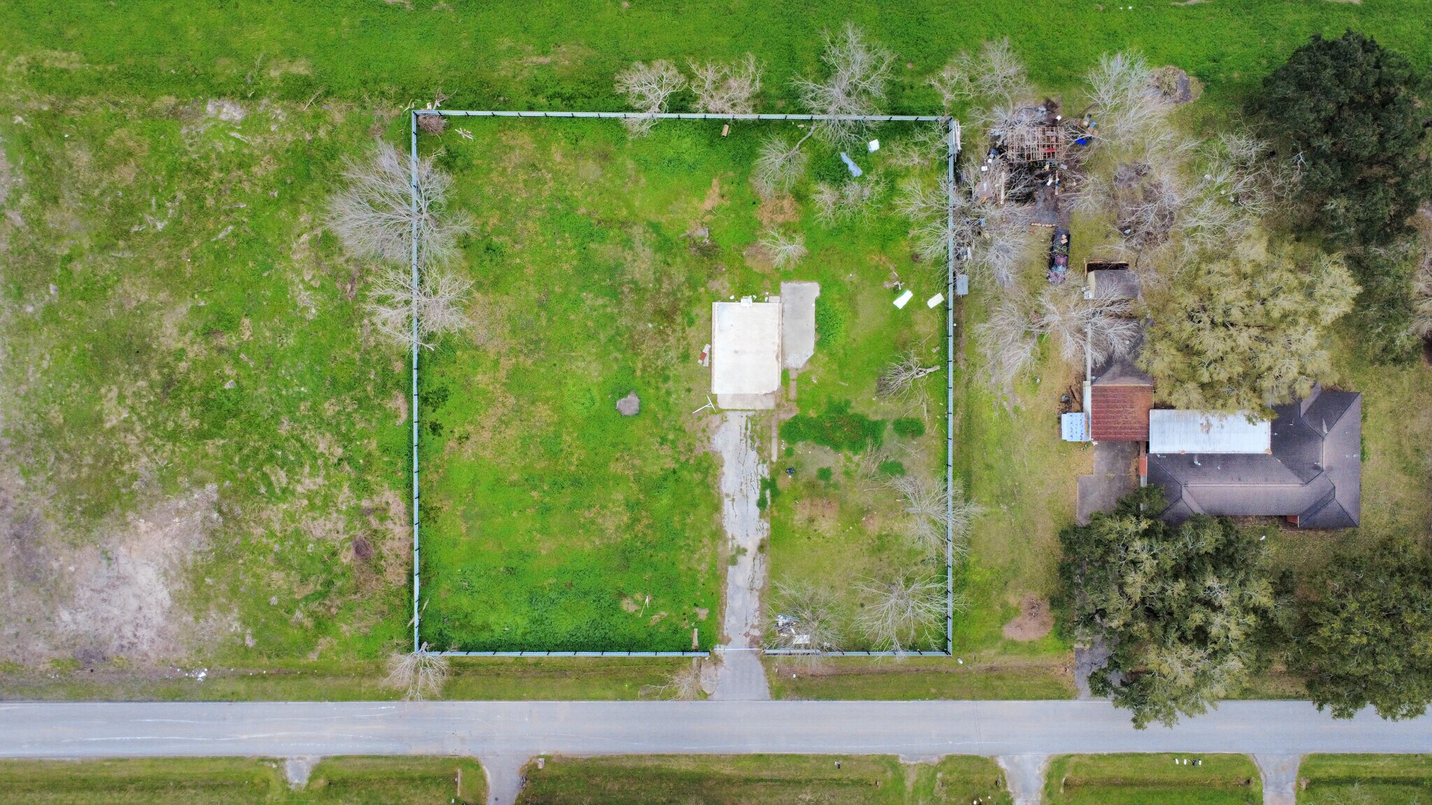 12033 Bedford St, Houston, TX for Sale