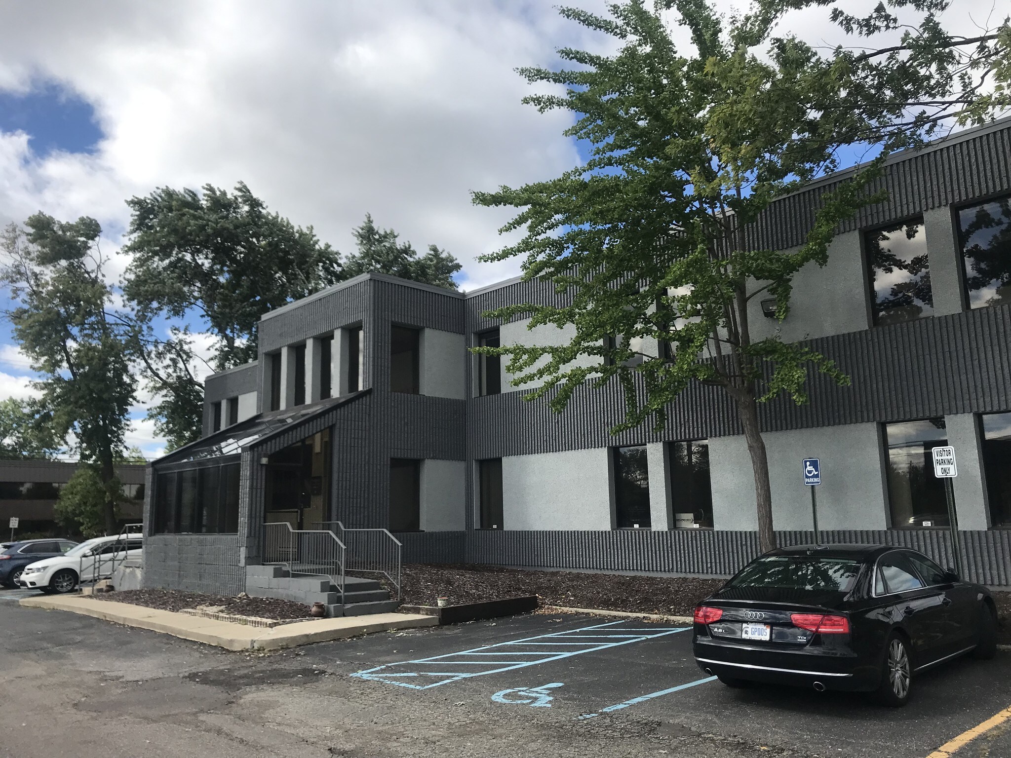 30680 Montpelier Dr, Madison Heights, MI for Rent