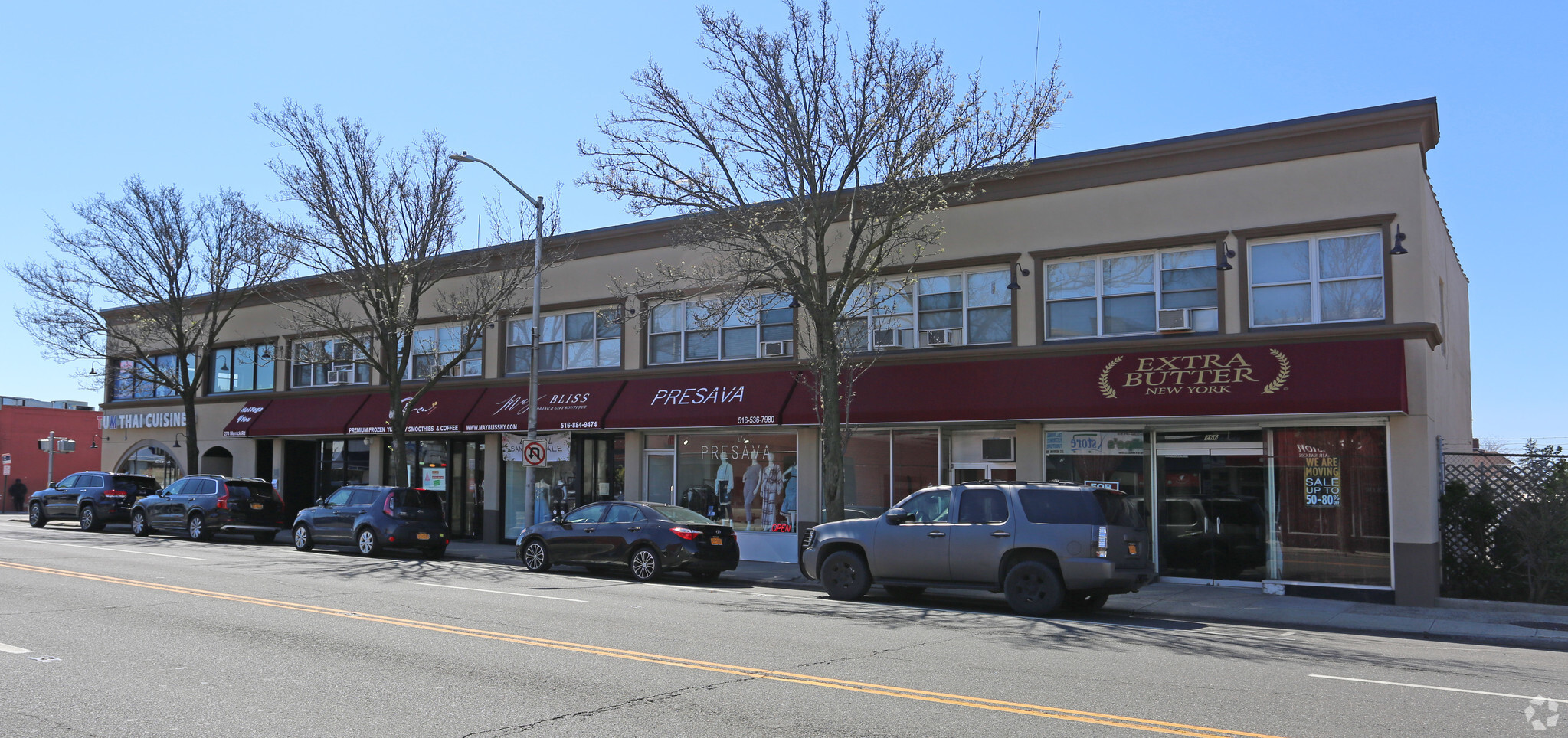 266-274 Merrick Rd, Rockville Centre, NY for Rent