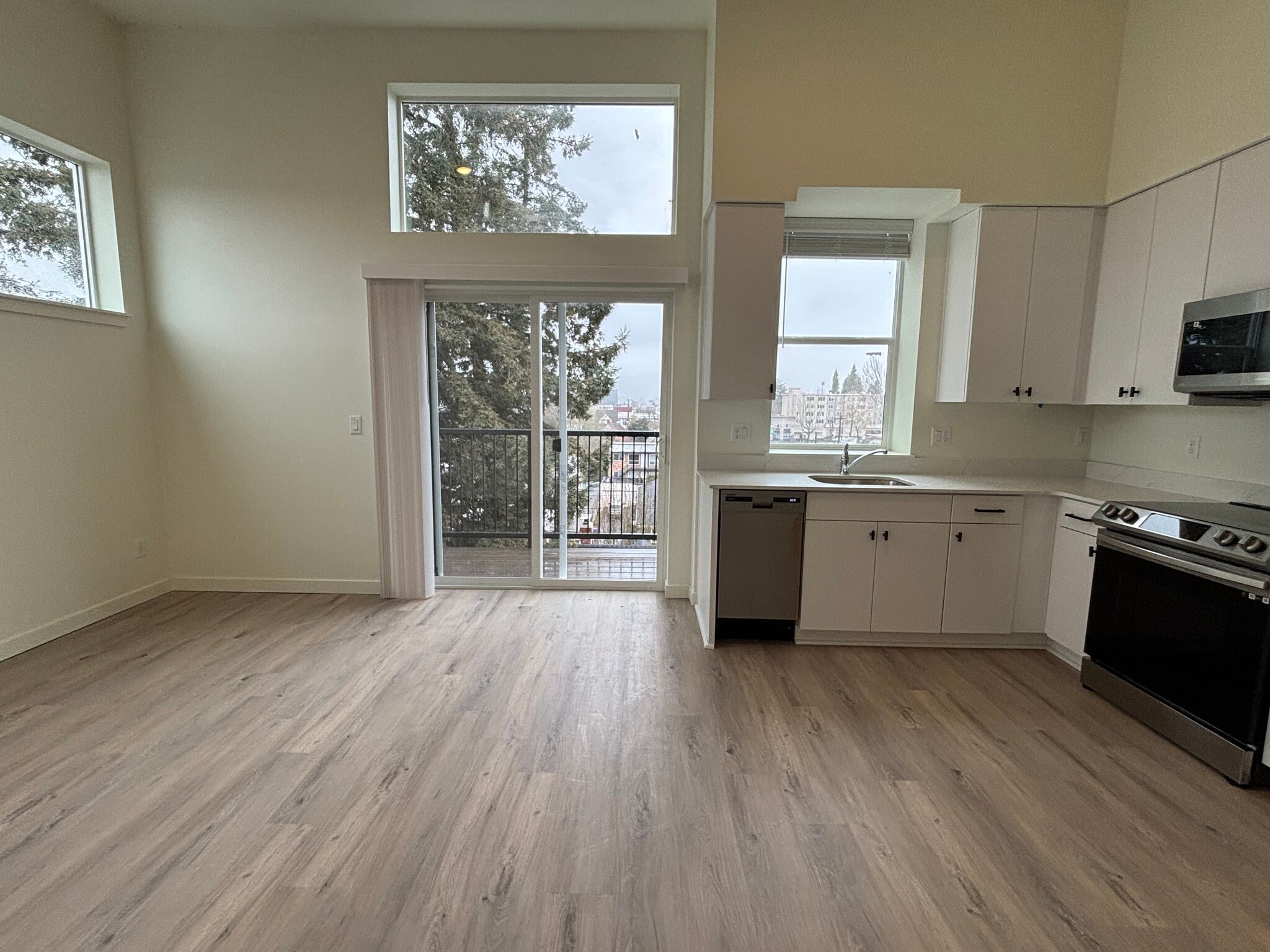 1820 NE Davis St, Portland, OR for Sale