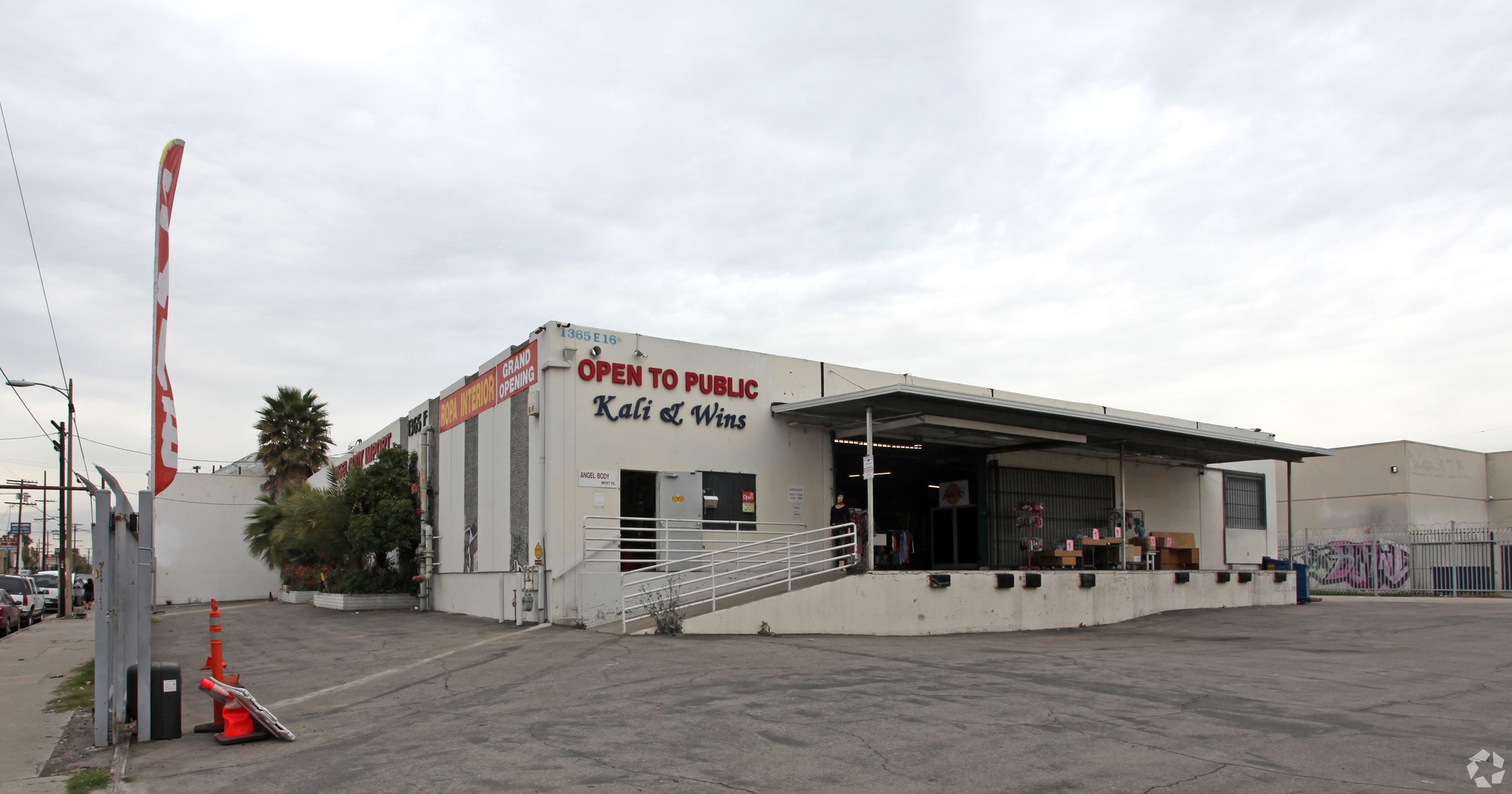 1365-1367 E 16th St, Los Angeles, CA for Rent