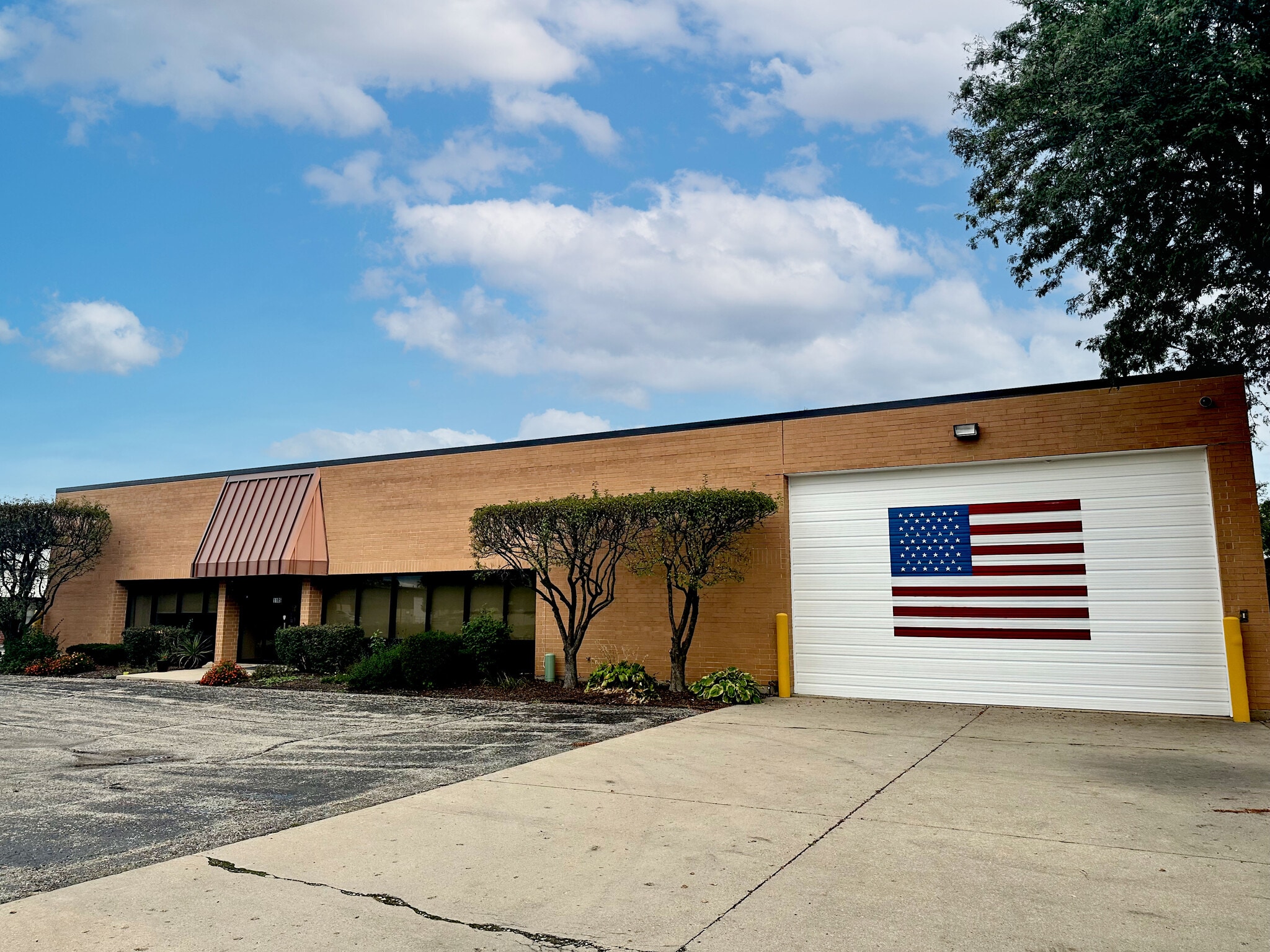 1105 Carolina Dr, West Chicago, IL for Rent
