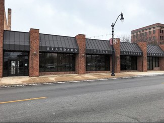 Kankakee, IL Storefront Retail/Office - 215 S Schuyler Ave