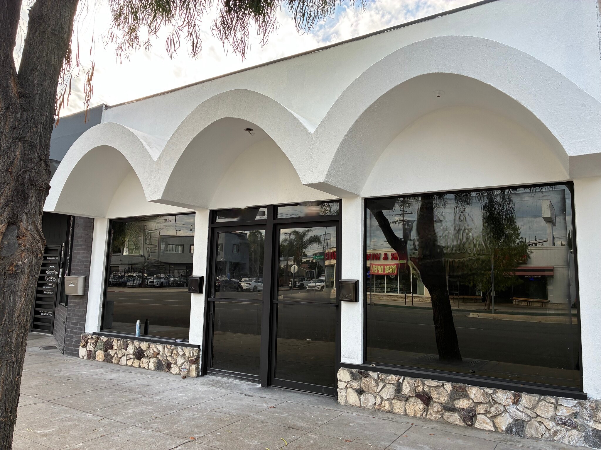 3806 W Burbank Blvd, Burbank, CA for Rent