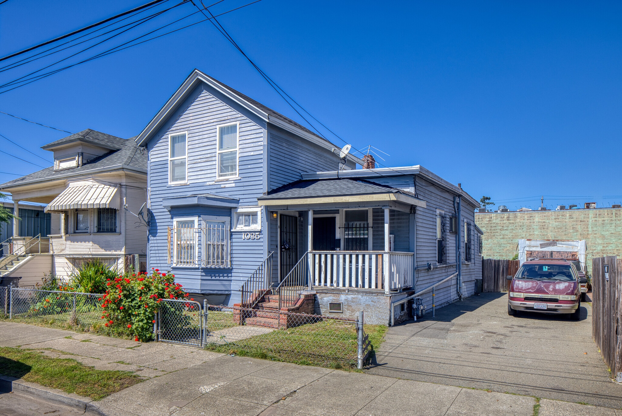 1035 8th Ave, Oakland, CA for Sale