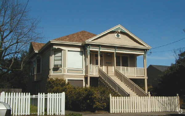 621 Cherry St, Santa Rosa, CA for Rent