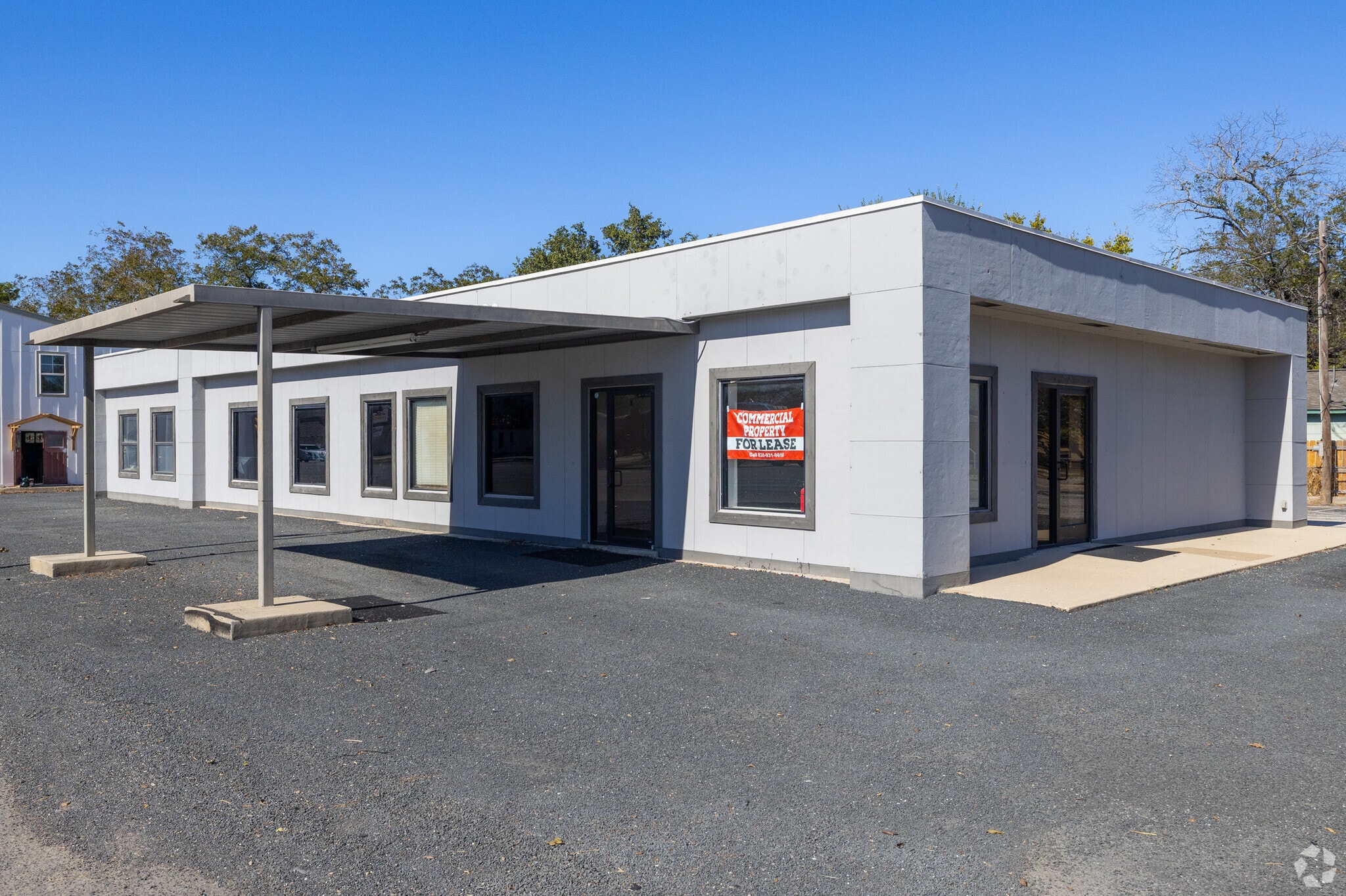 505 W Hwy 90, Castroville, TX for Rent