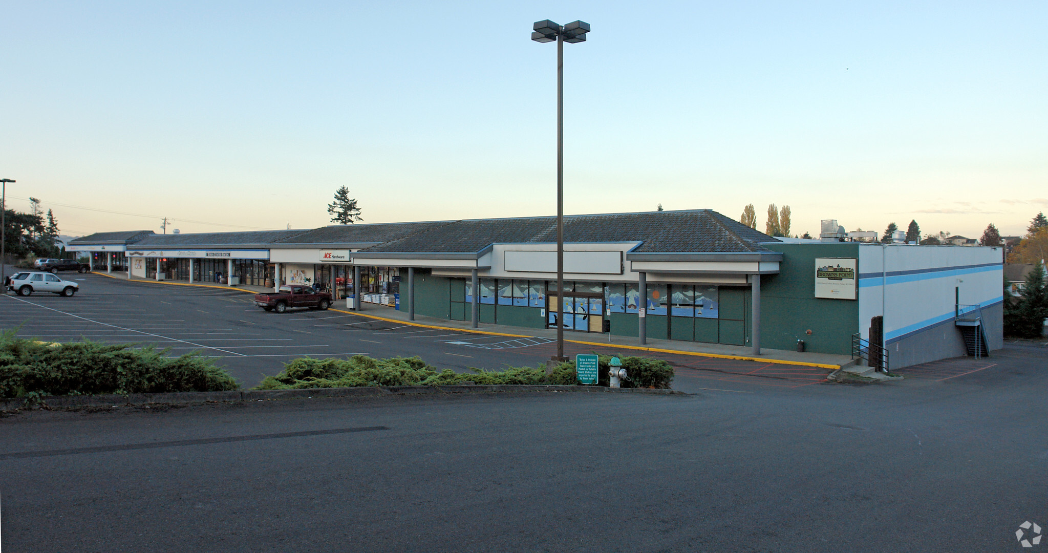 1000 Town Center Rd NE, Browns Point, WA for Rent