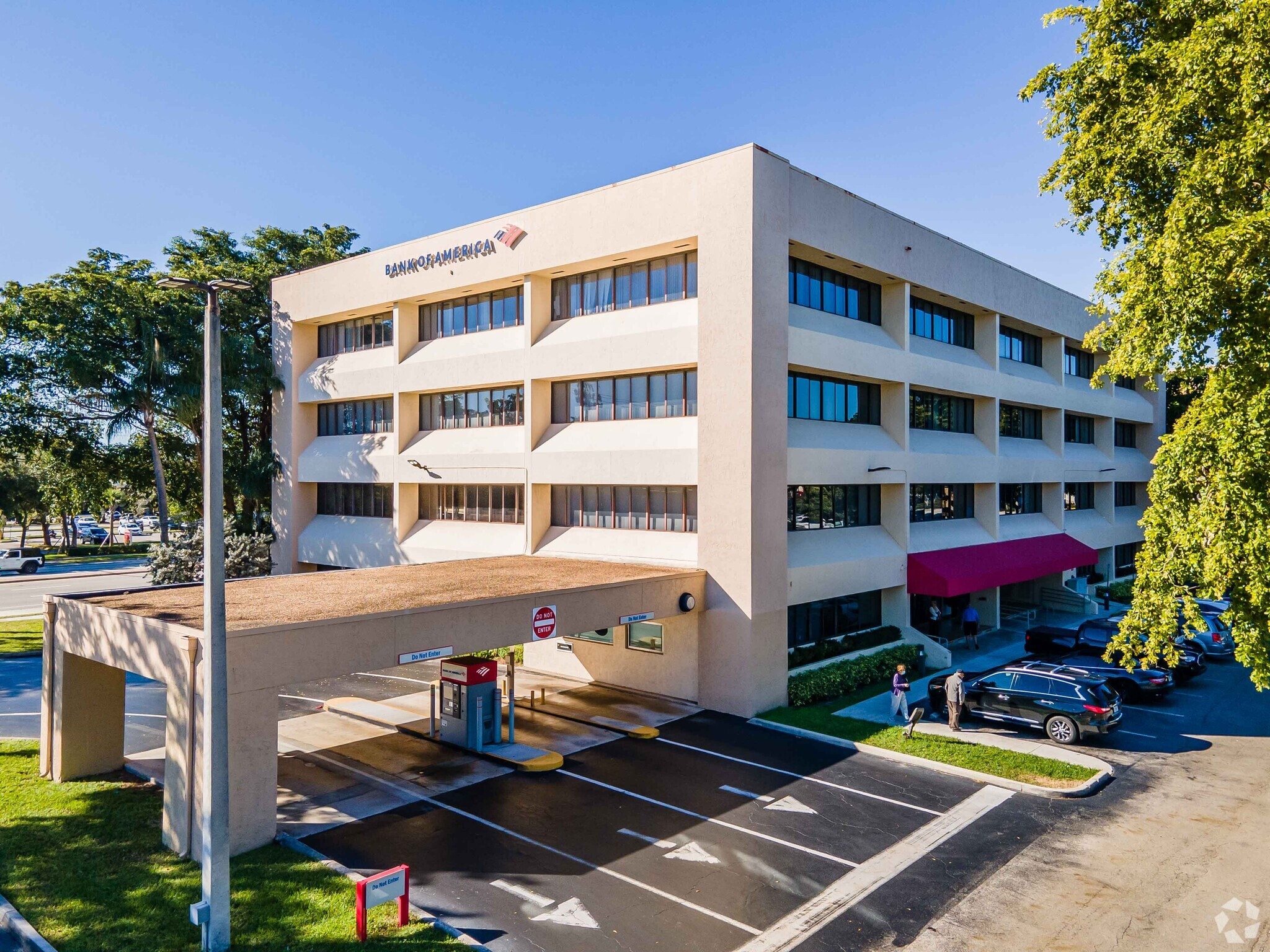 1761 W Hillsboro Blvd, Deerfield Beach, FL for Rent