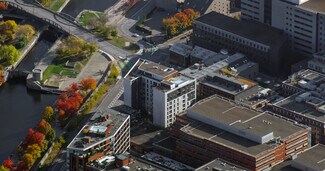 Montréal, QC Flex - 731-759 Rue de la Commune Ouest