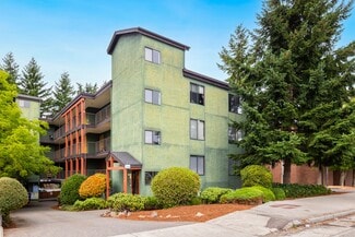 Seattle, WA Apartments - 712 N 143rd St
