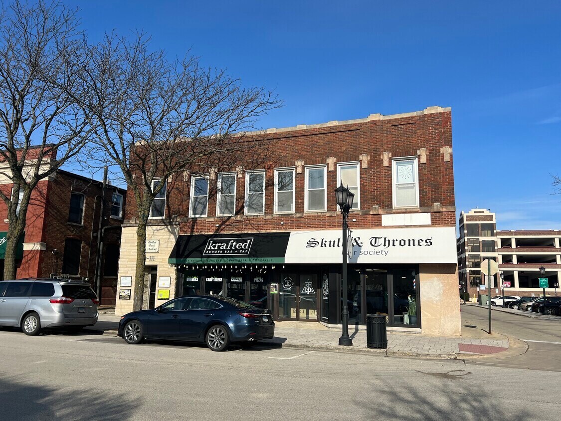 109-111 E First St, Elmhurst, IL for Rent