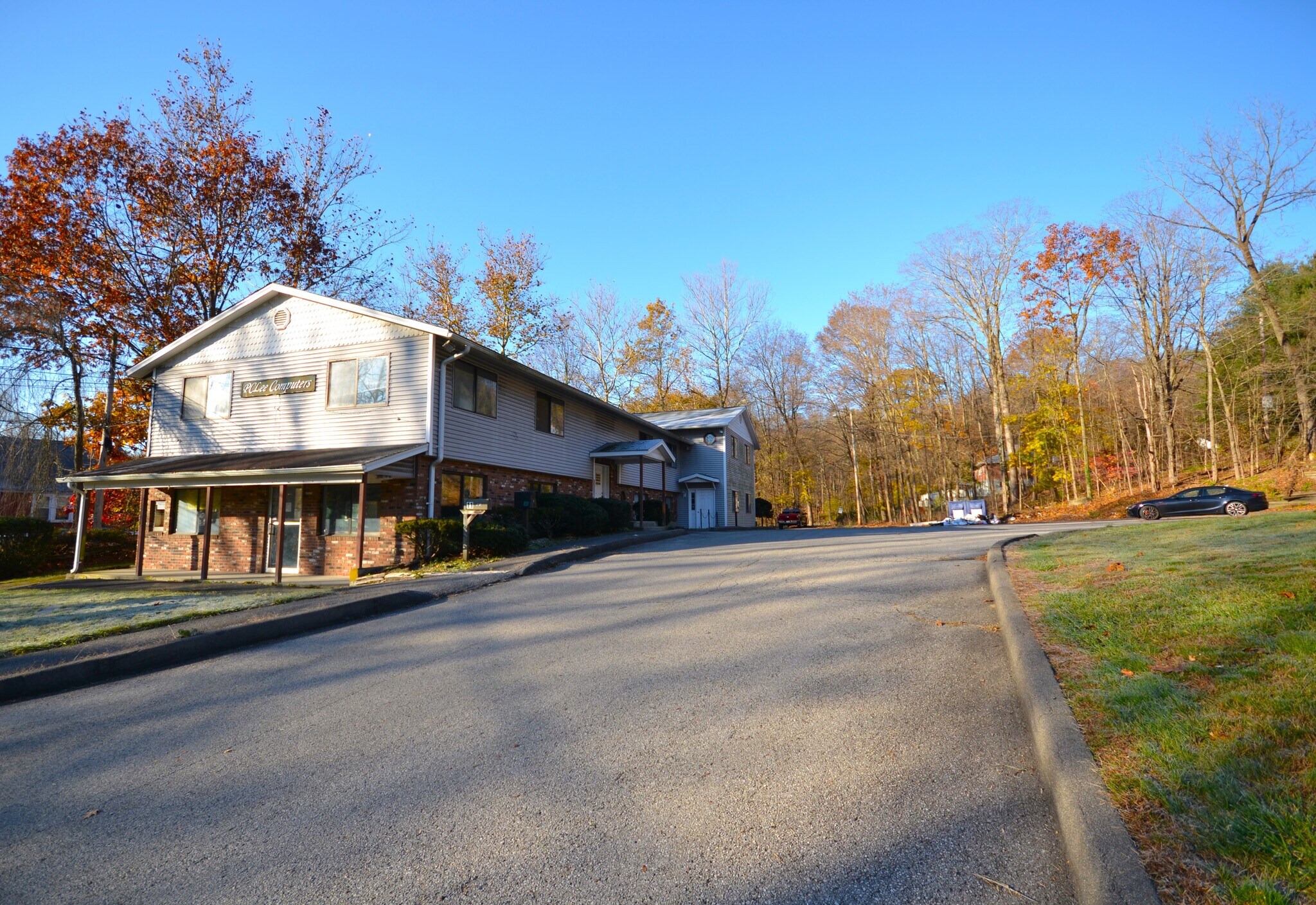11 Oscawana Lake Rd, Putnam Valley, NY for Rent
