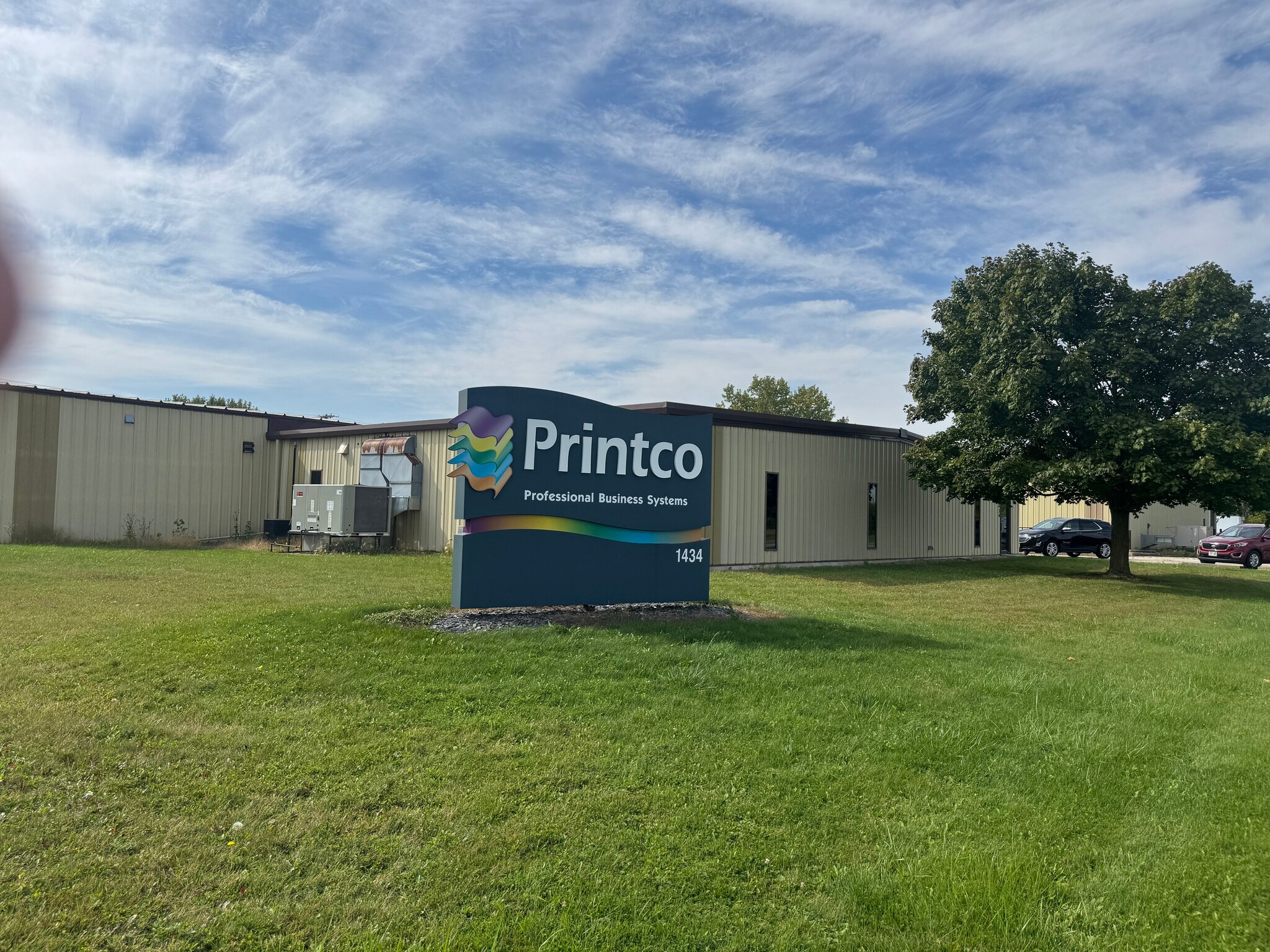 1434 Progress Ln, Omro, WI for Sale