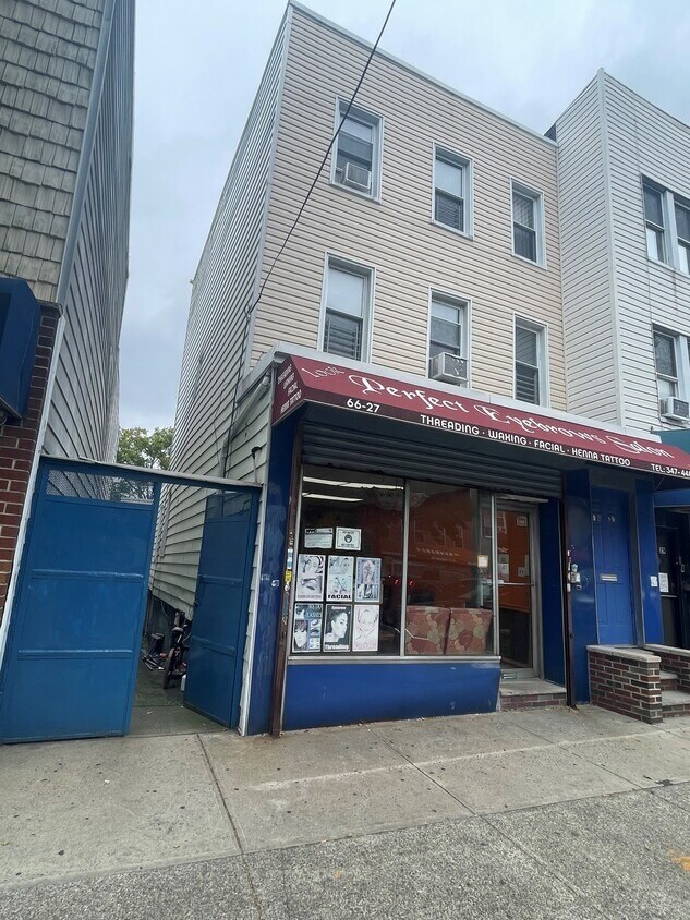 6627 Grand Ave, Maspeth, NY for Sale