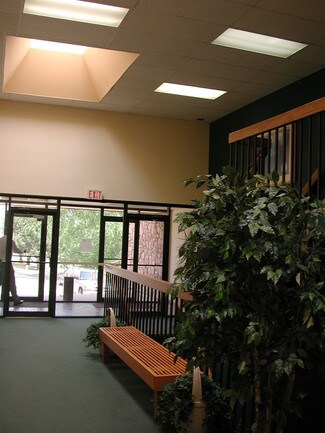 Edmond, OK Coworking Space - 1603 E 19th St
