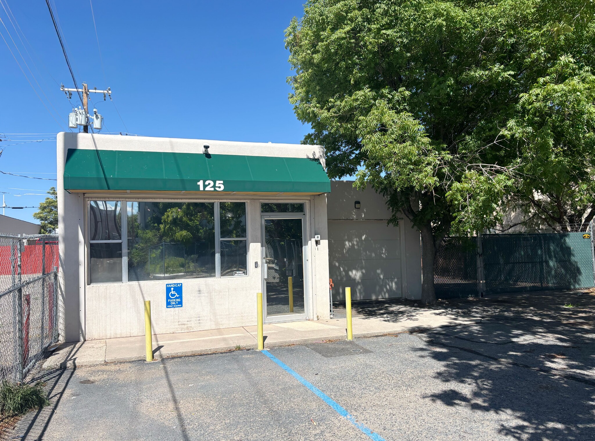 125 Manzano St NE, Albuquerque, NM for Sale