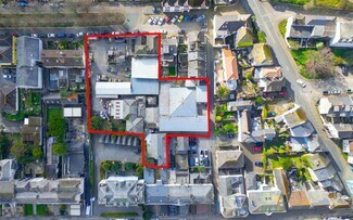 Falmouth, CON Commercial - Hulls Ln