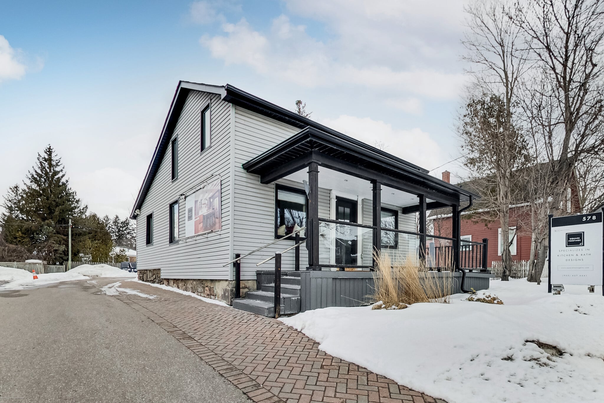 578 Kingston Rd W, Ajax, ON for Sale