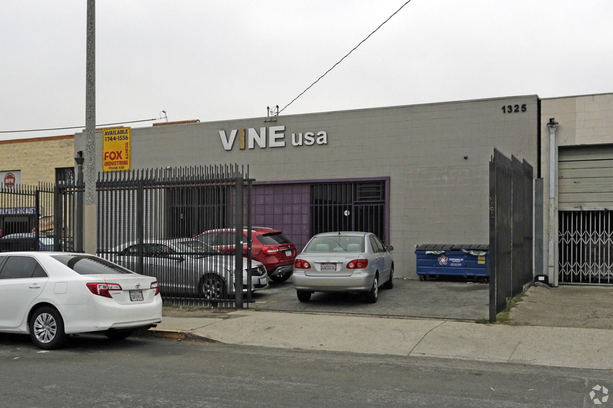 1325 E 18th St, Los Angeles, CA for Rent