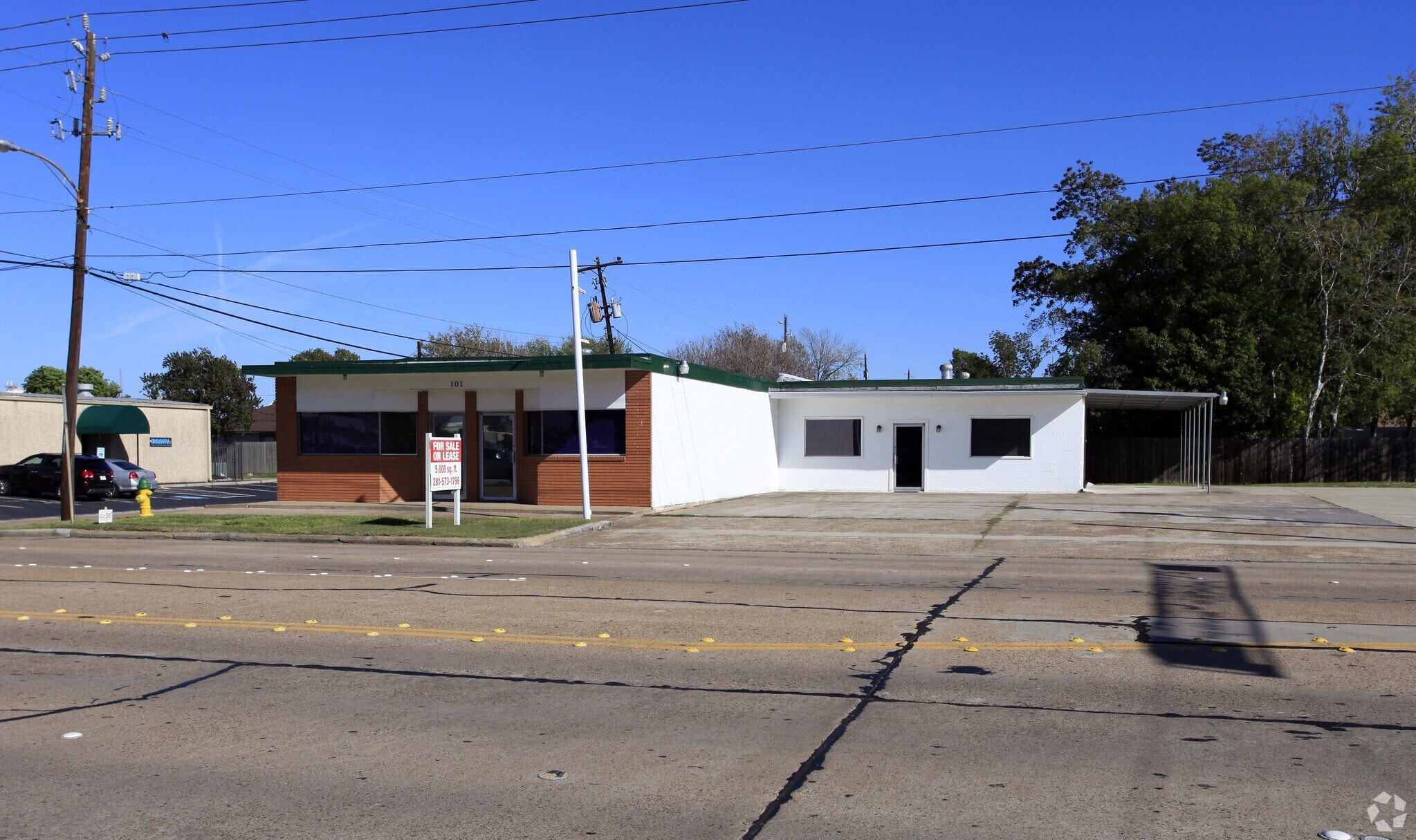 101 Center St, Deer Park, TX for Sale