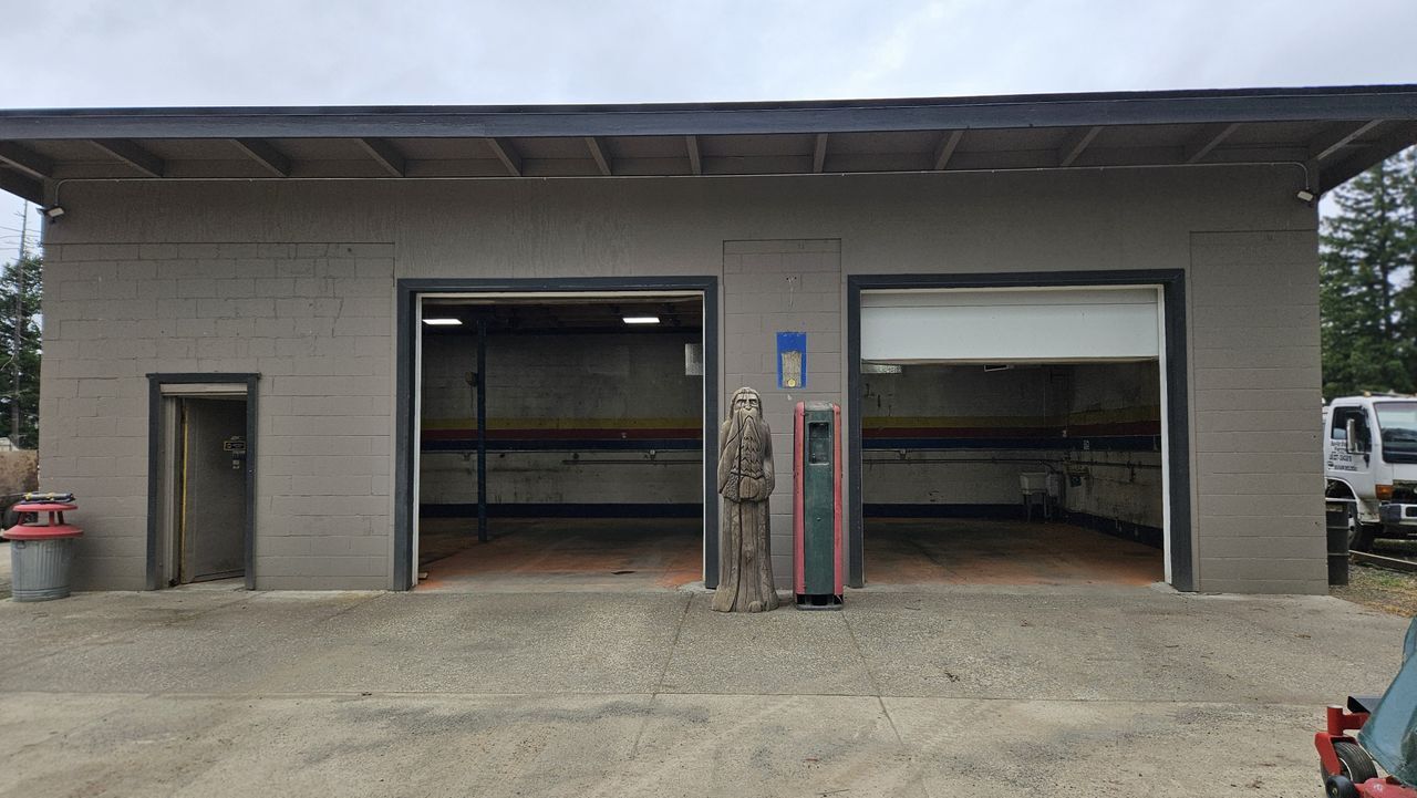 25601 Washington 3, Belfair, WA for Rent