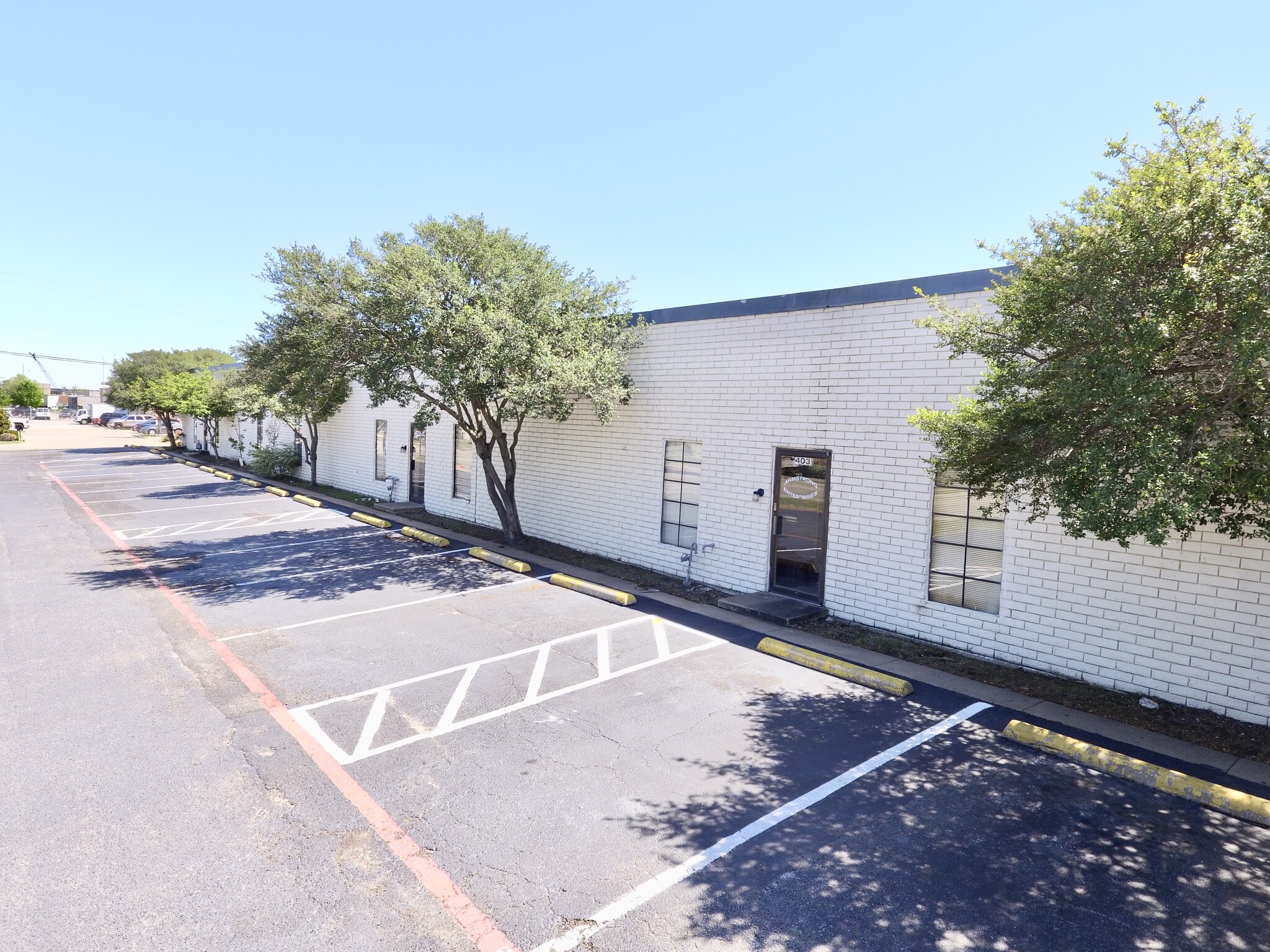 209 S Kirby St, Garland, TX for Rent