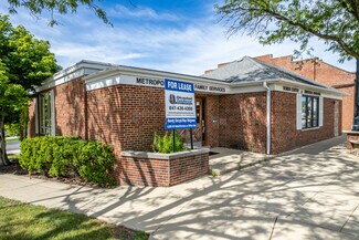 Roselle, IL Retail - 127 Main St