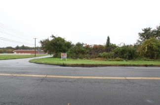 South Windsor, CT Commercial Land - 689 Sullivan Ave South Windsor, CT Commercial Land - 689 Sullivan Ave