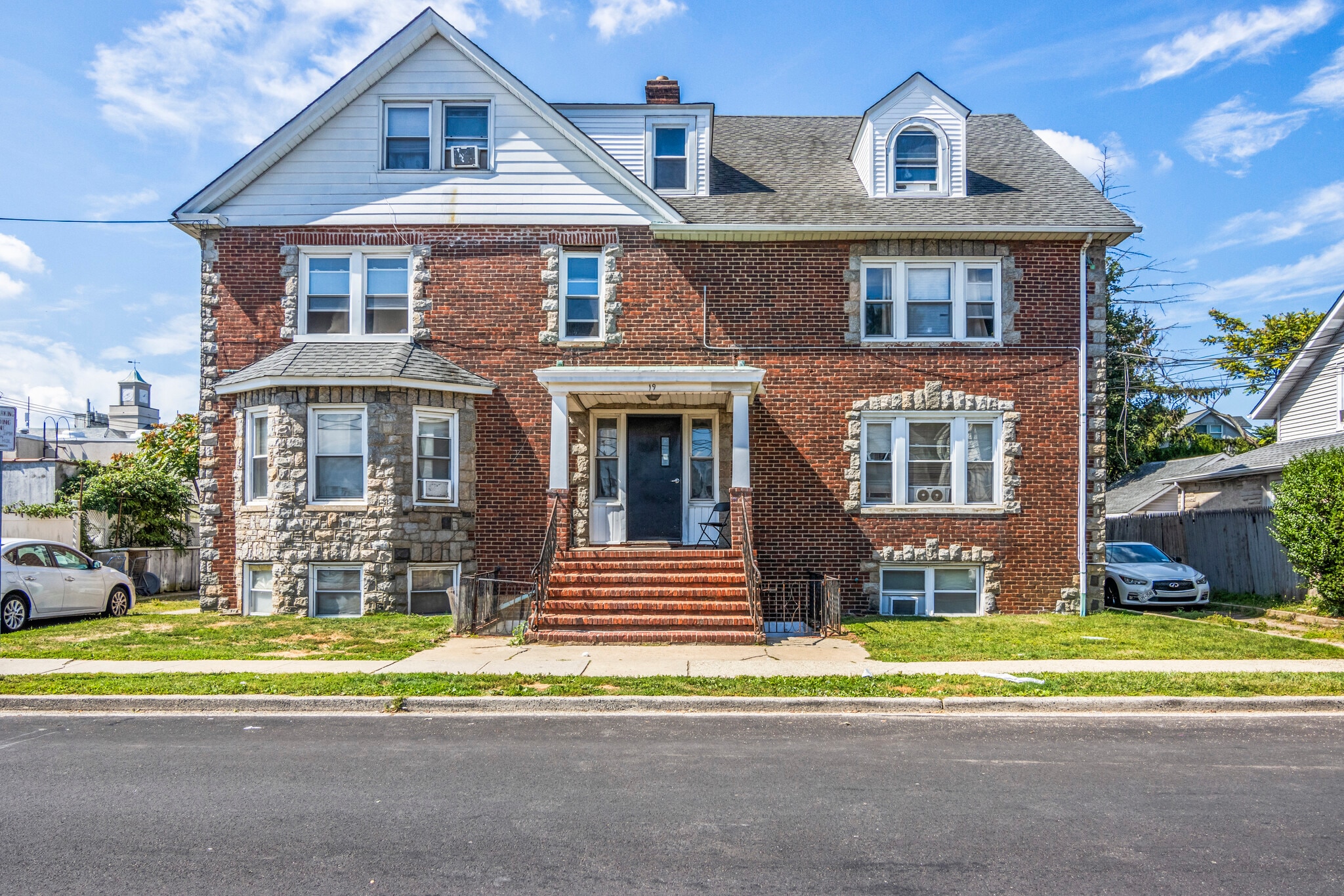 19 Madison Ave, Franklin Square, NY for Sale