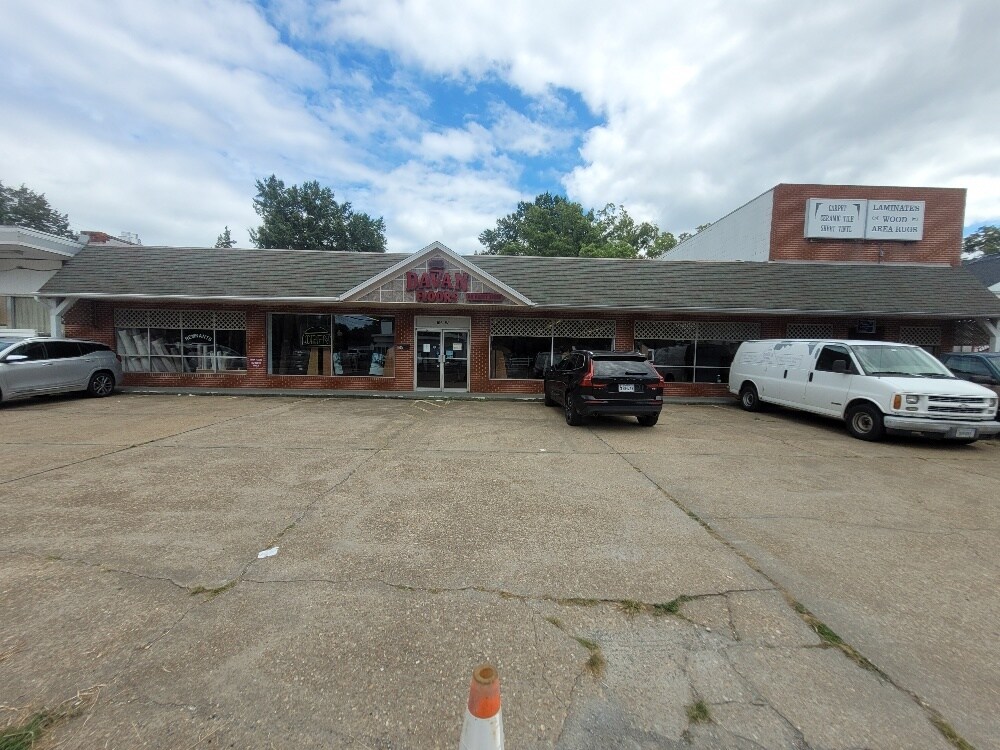 106 W Nine Mile Rd Highland Springs, VA 23075 Retail Property for
