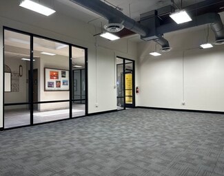San Fernando, CA Office, Retail - 120 N Maclay Ave