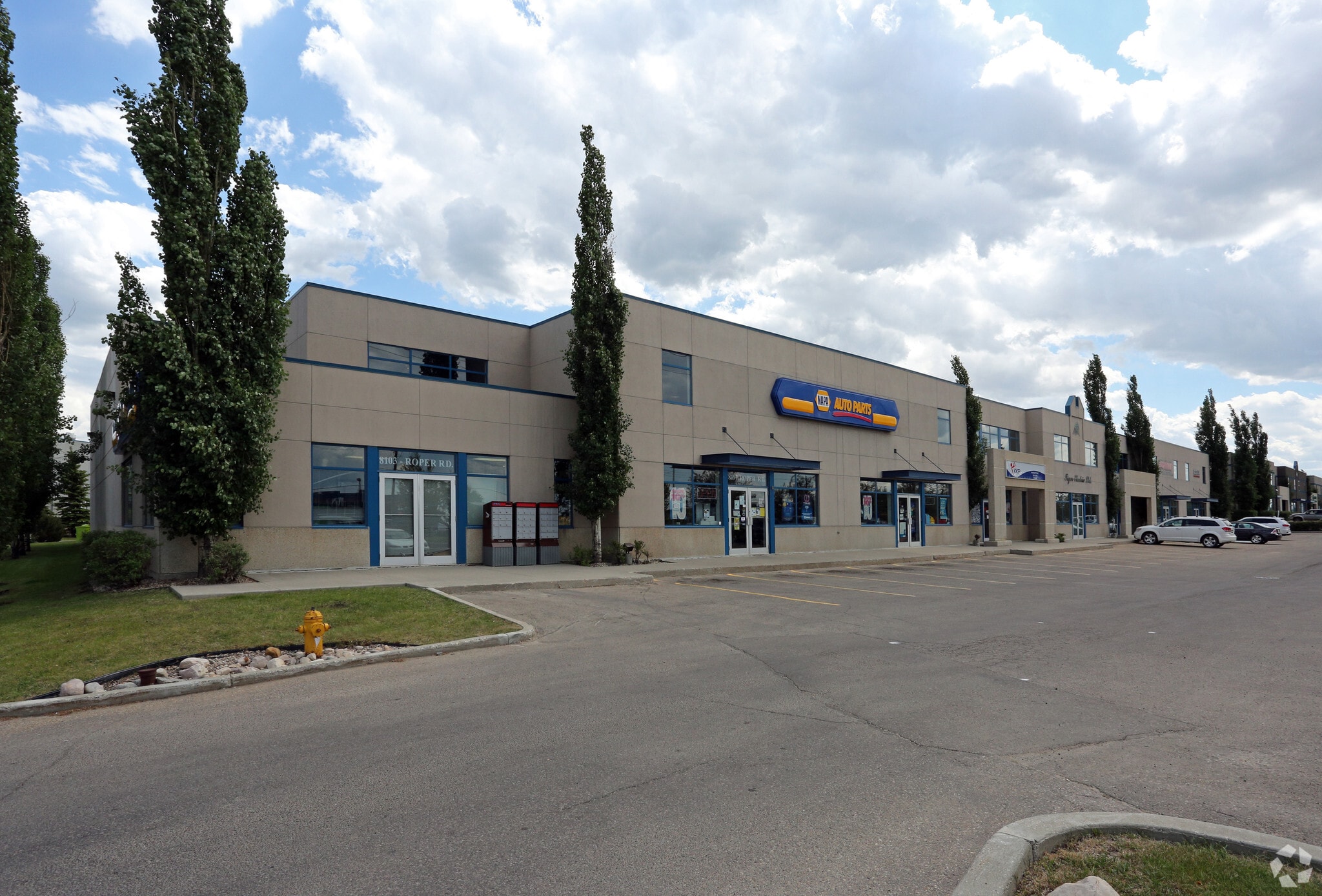 8103-8135 Roper Rd NW, Edmonton, AB for Rent
