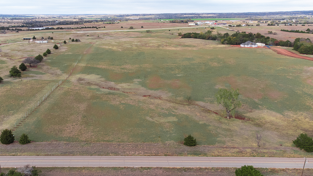 Hwy 33 and Henney Rd, Coyle, OK for Sale