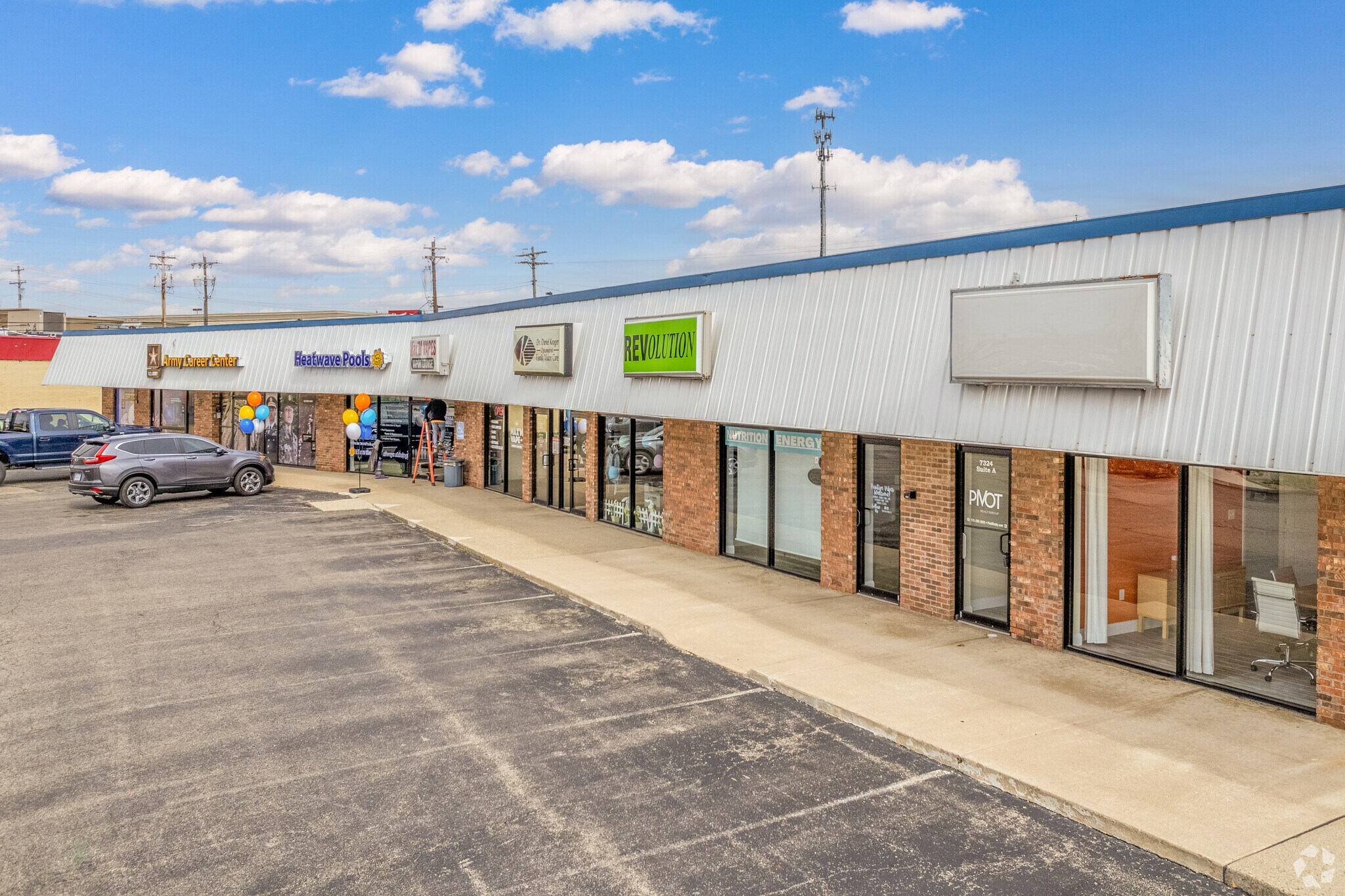 7320-7324 Kingsgate Way, West Chester, OH for Rent