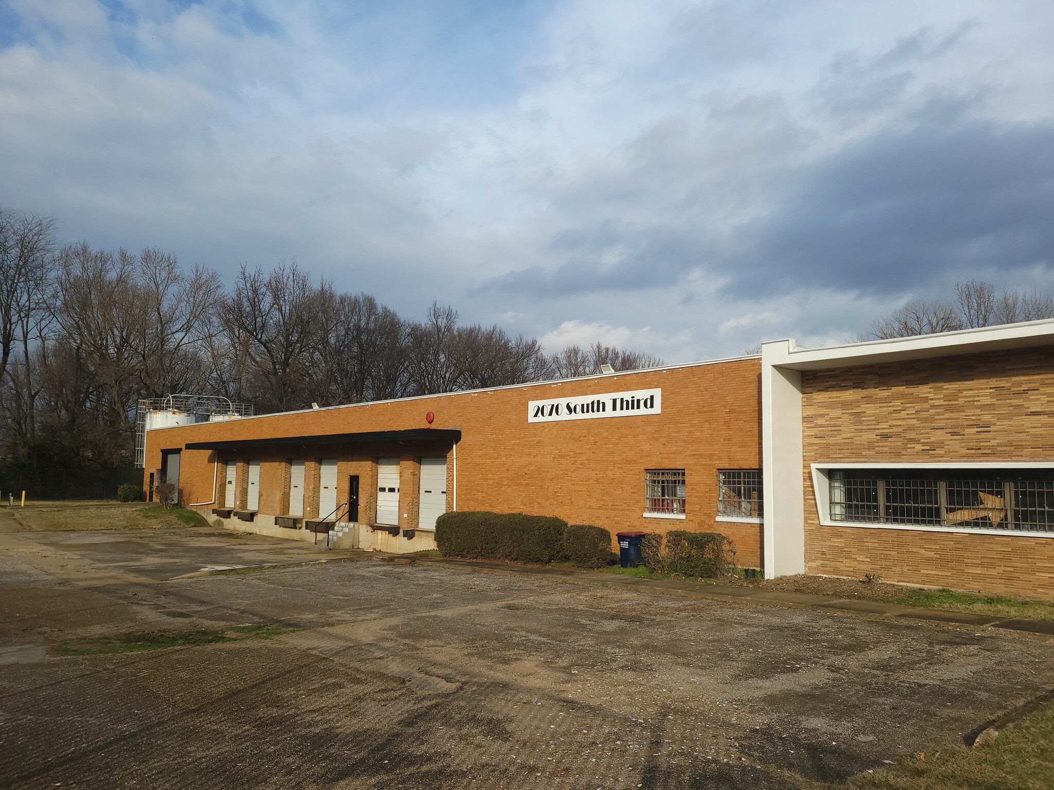 2070 S 3rd St, Memphis, TN for Rent