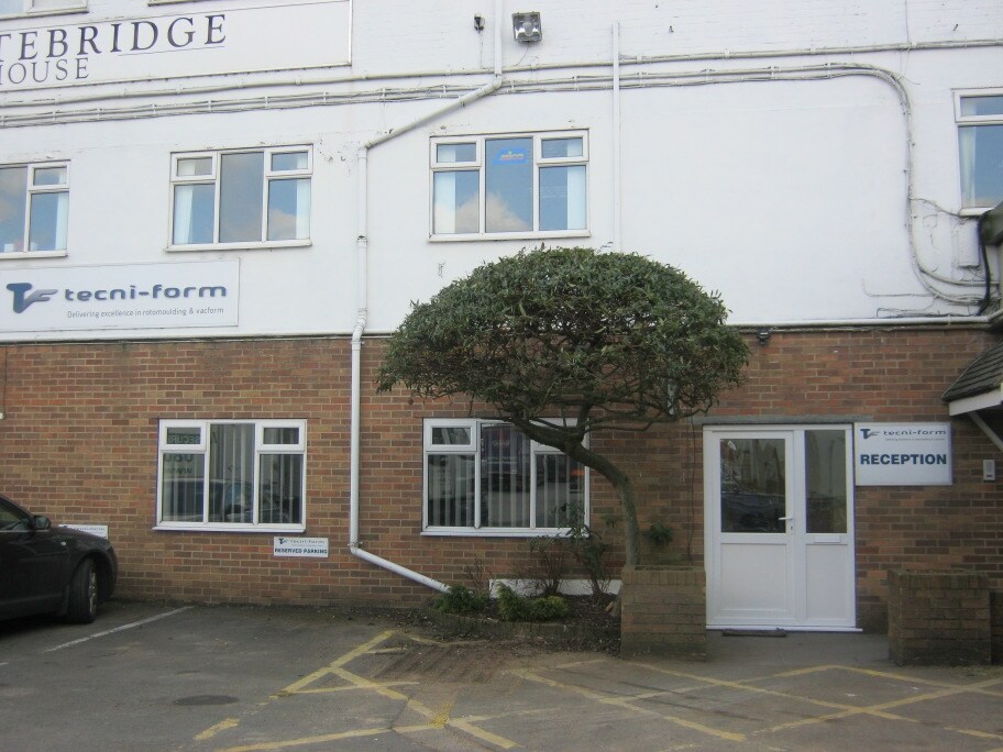 Whitebridge Ln, Stone, STS for Rent